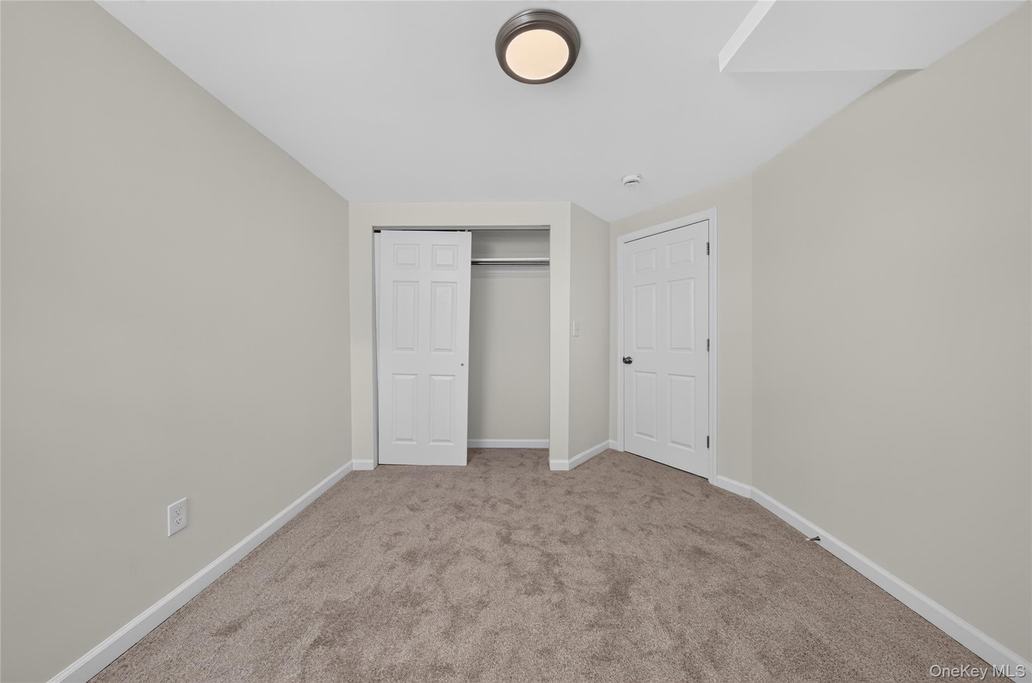 225 Fir Grove Ronkonkoma Property Photo 9