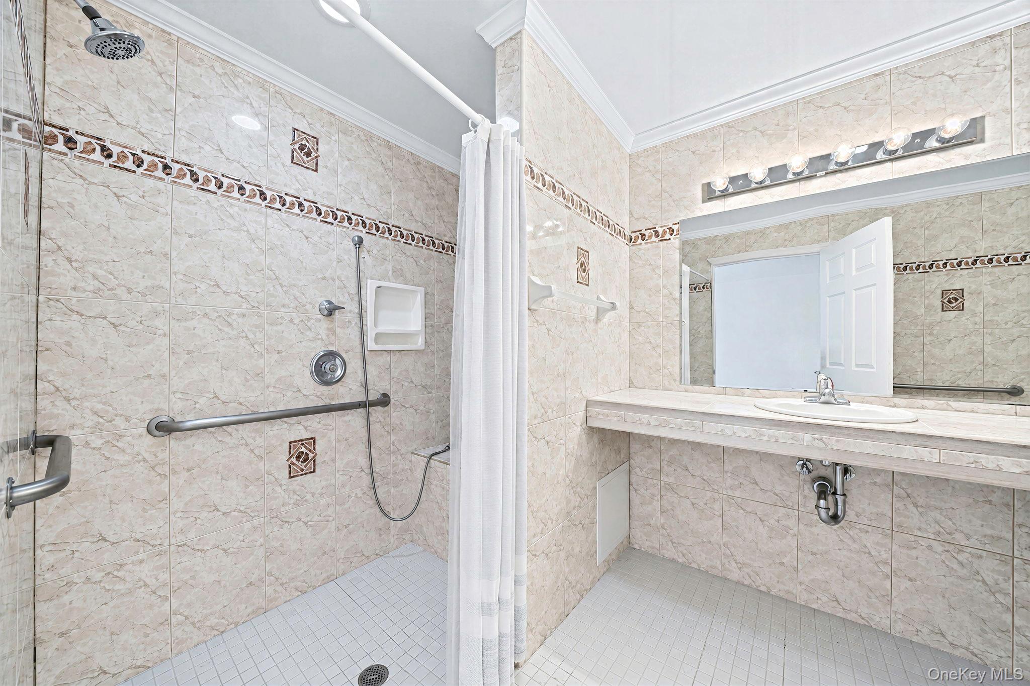 17 Fenwick Avenue Property Photo 18