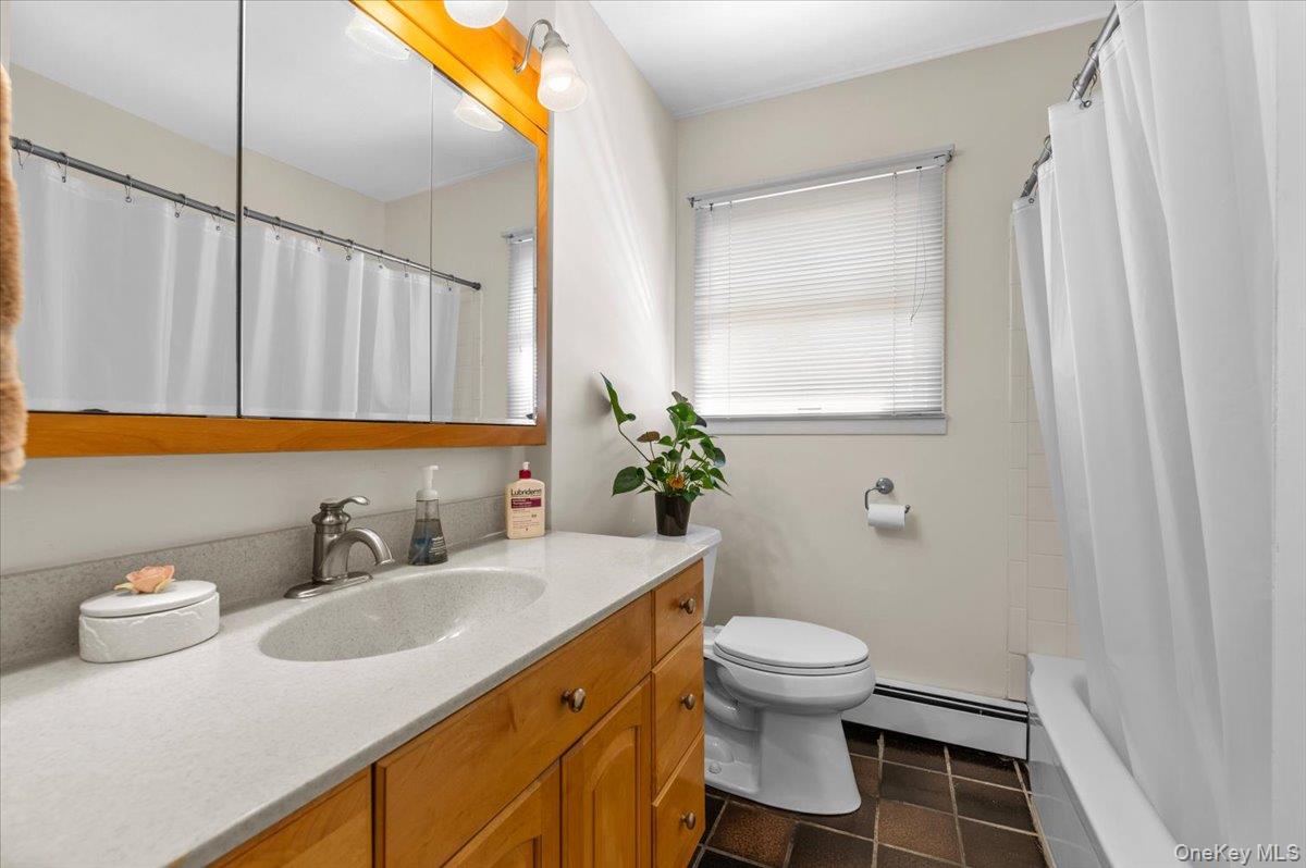 196 Von Huenfeld Street Property Photo 10