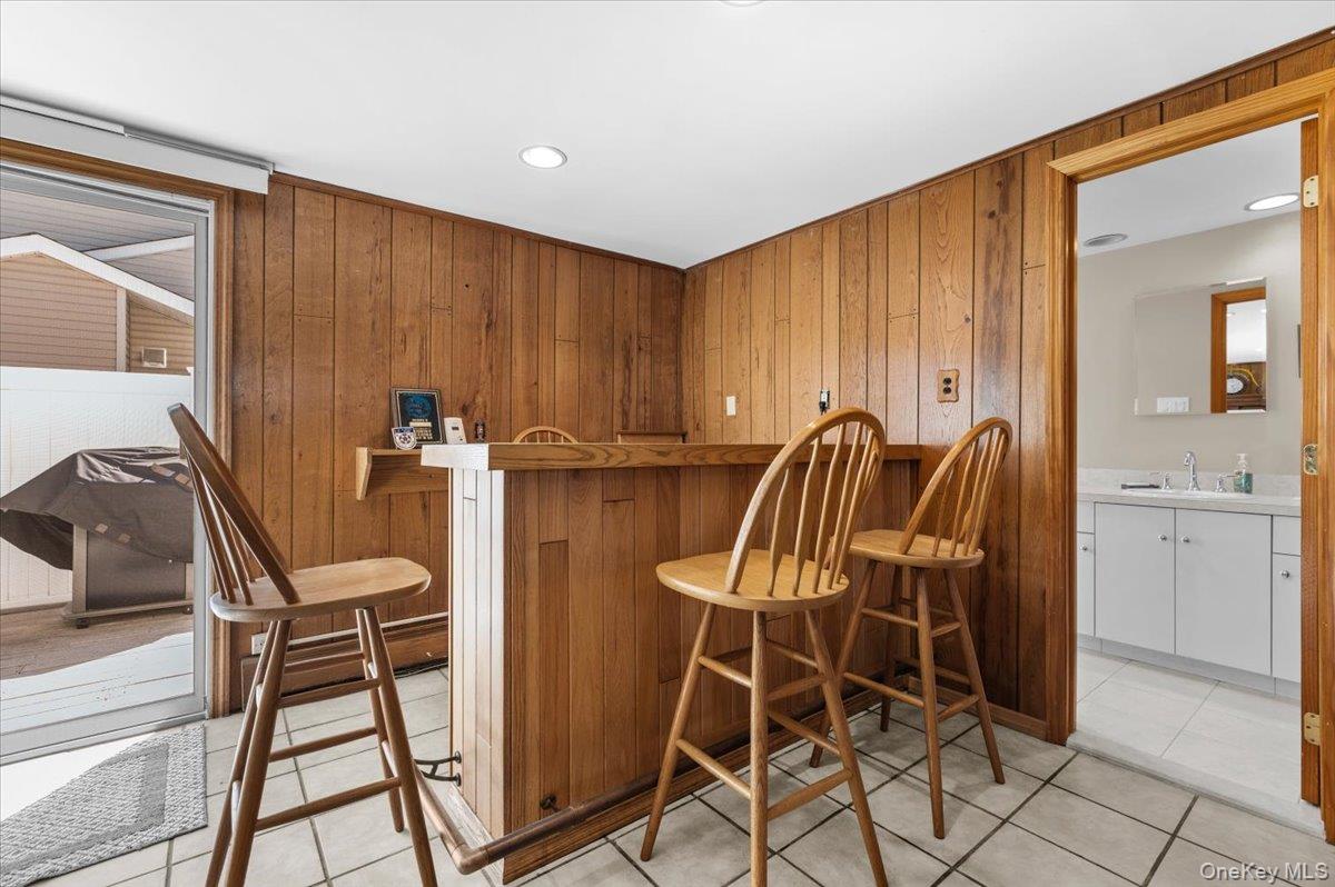 196 Von Huenfeld Street Property Photo 19