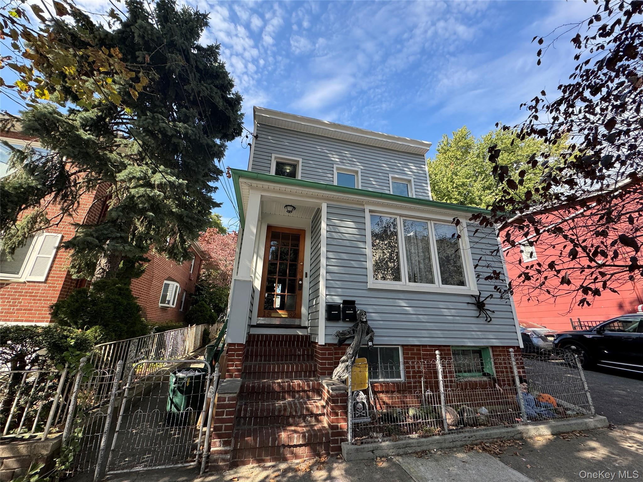 15-32 125th Street Property Photo 1
