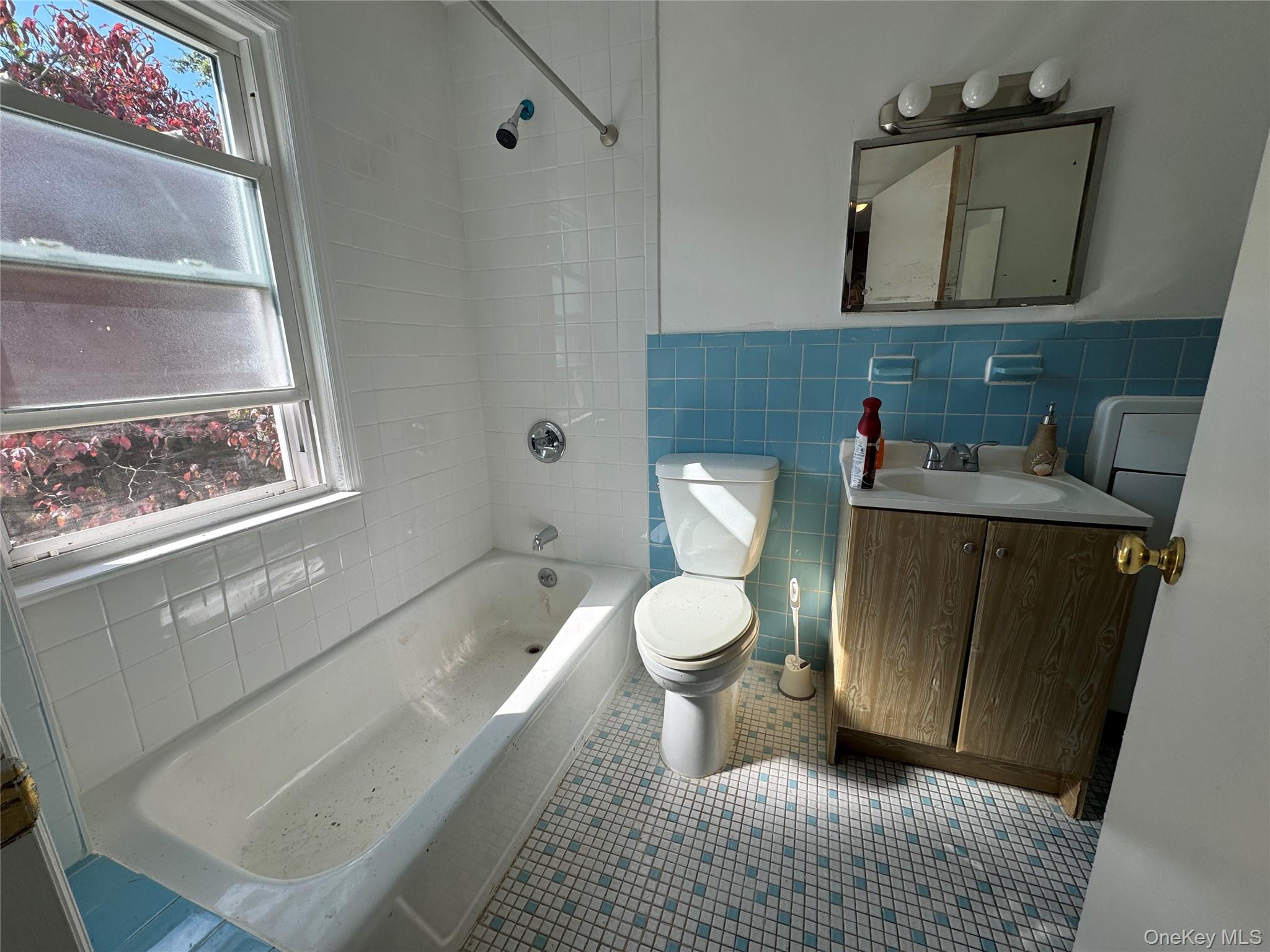 15-32 125th Street Property Photo 13