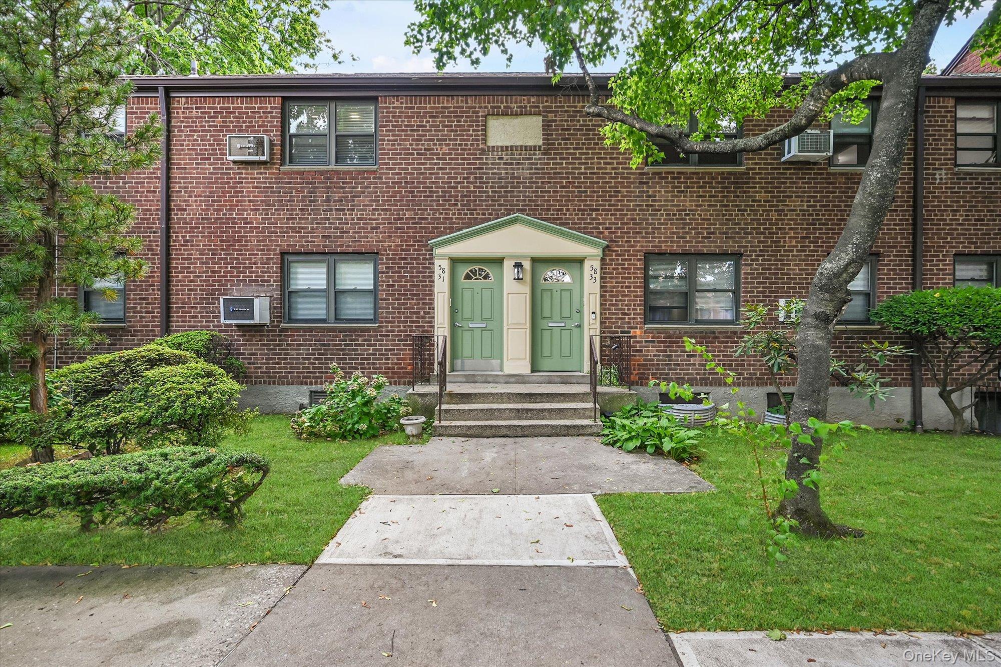 58-33 246th Crescent C14l Property Photo 1