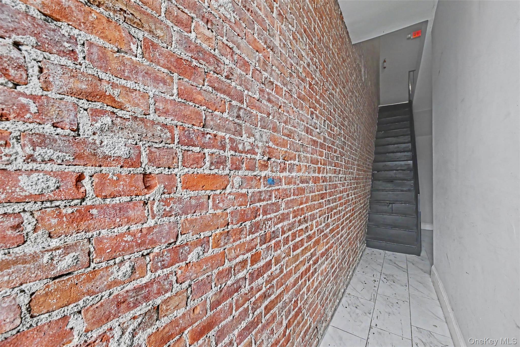 164 Broadway Property Photo 4