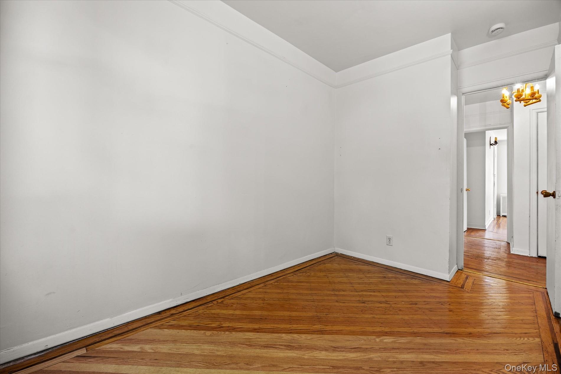 1441 Troy Avenue Property Photo 11