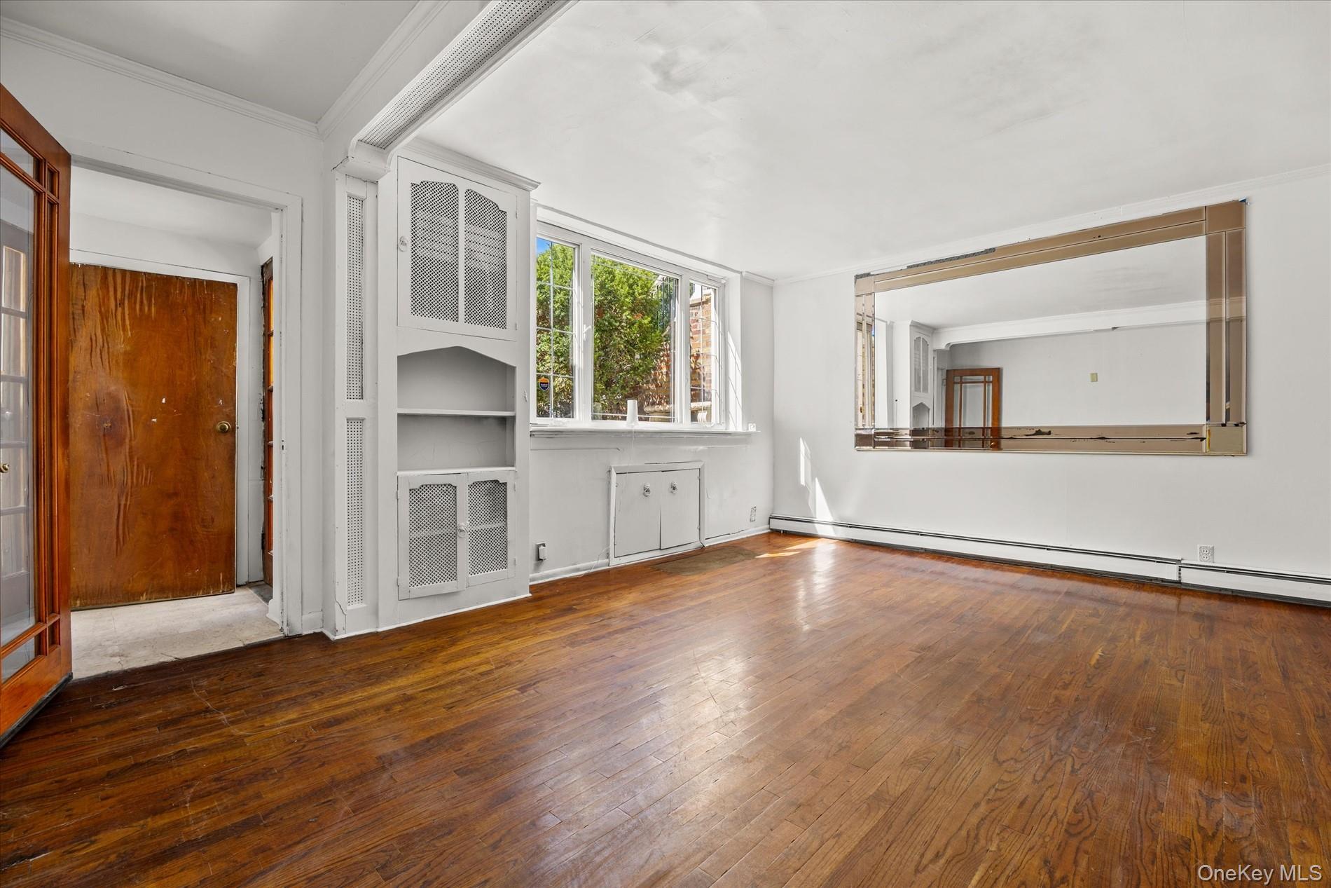 1441 Troy Avenue Property Photo 12