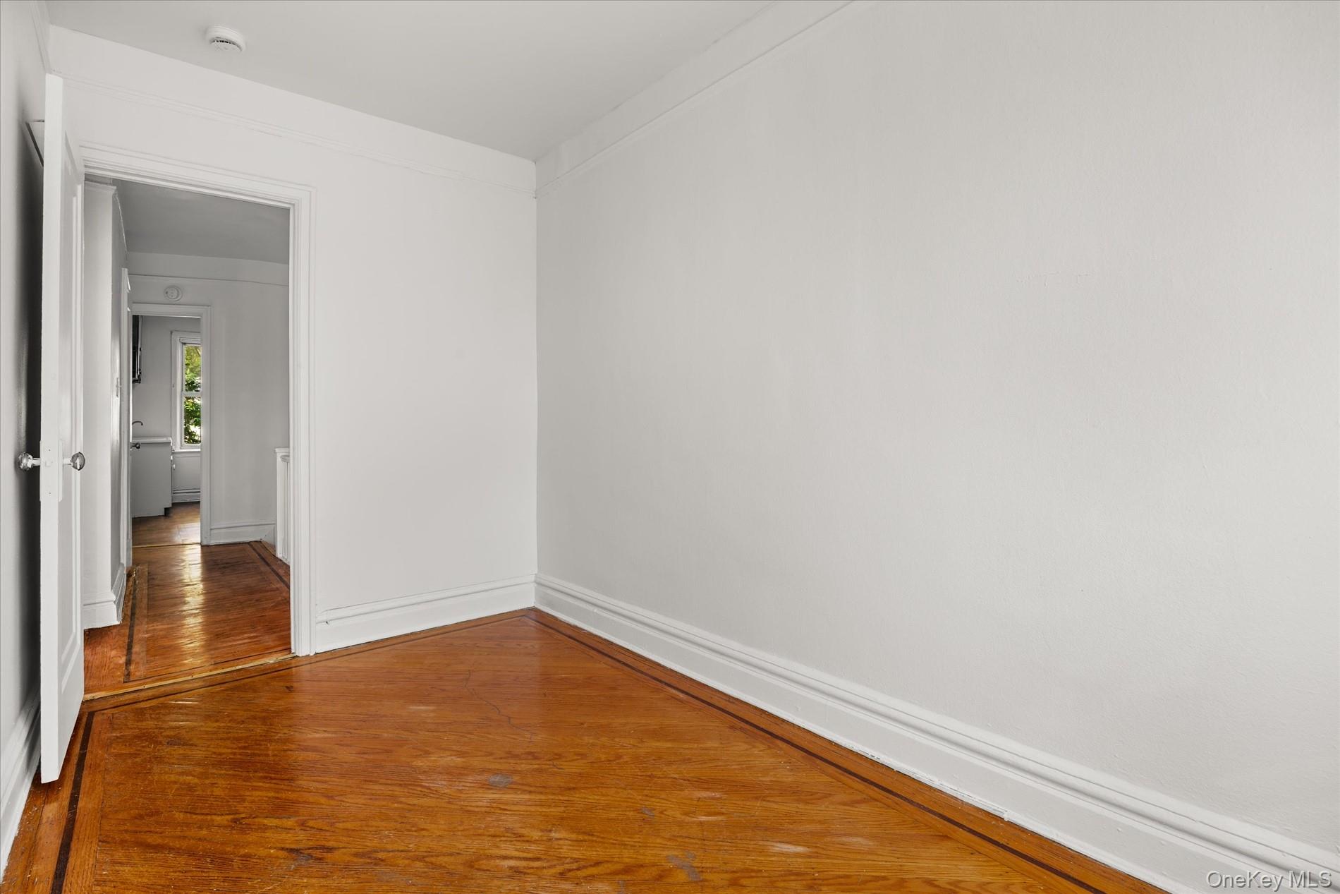 1441 Troy Avenue Property Photo 32