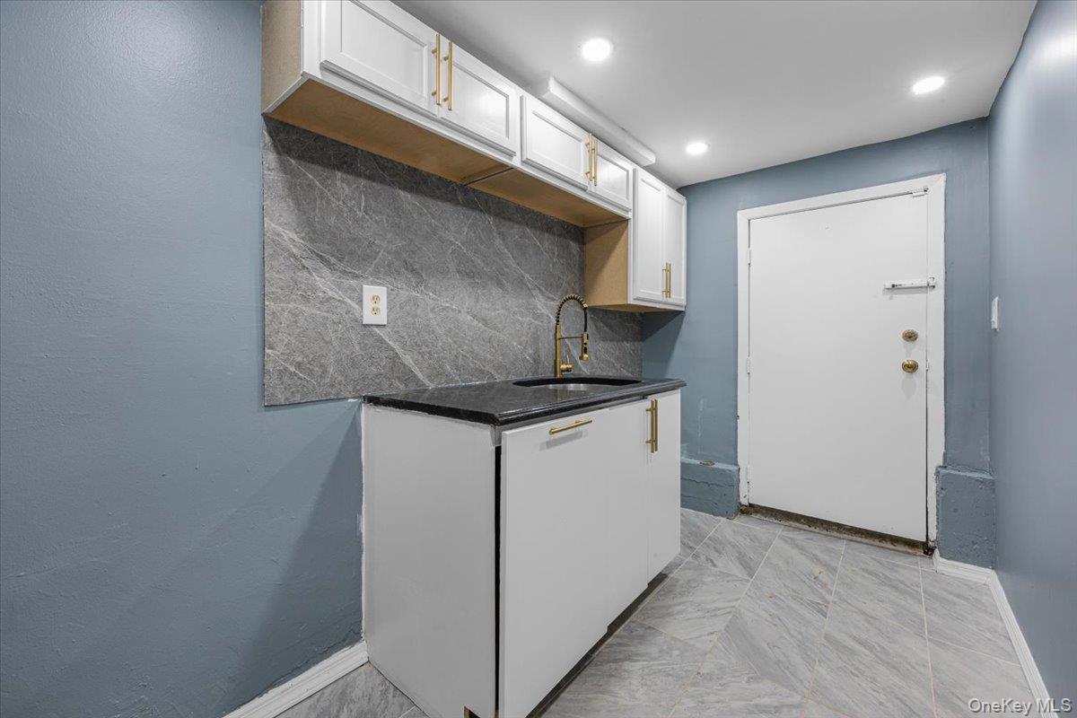 2891 Dewitt Place Property Photo 18