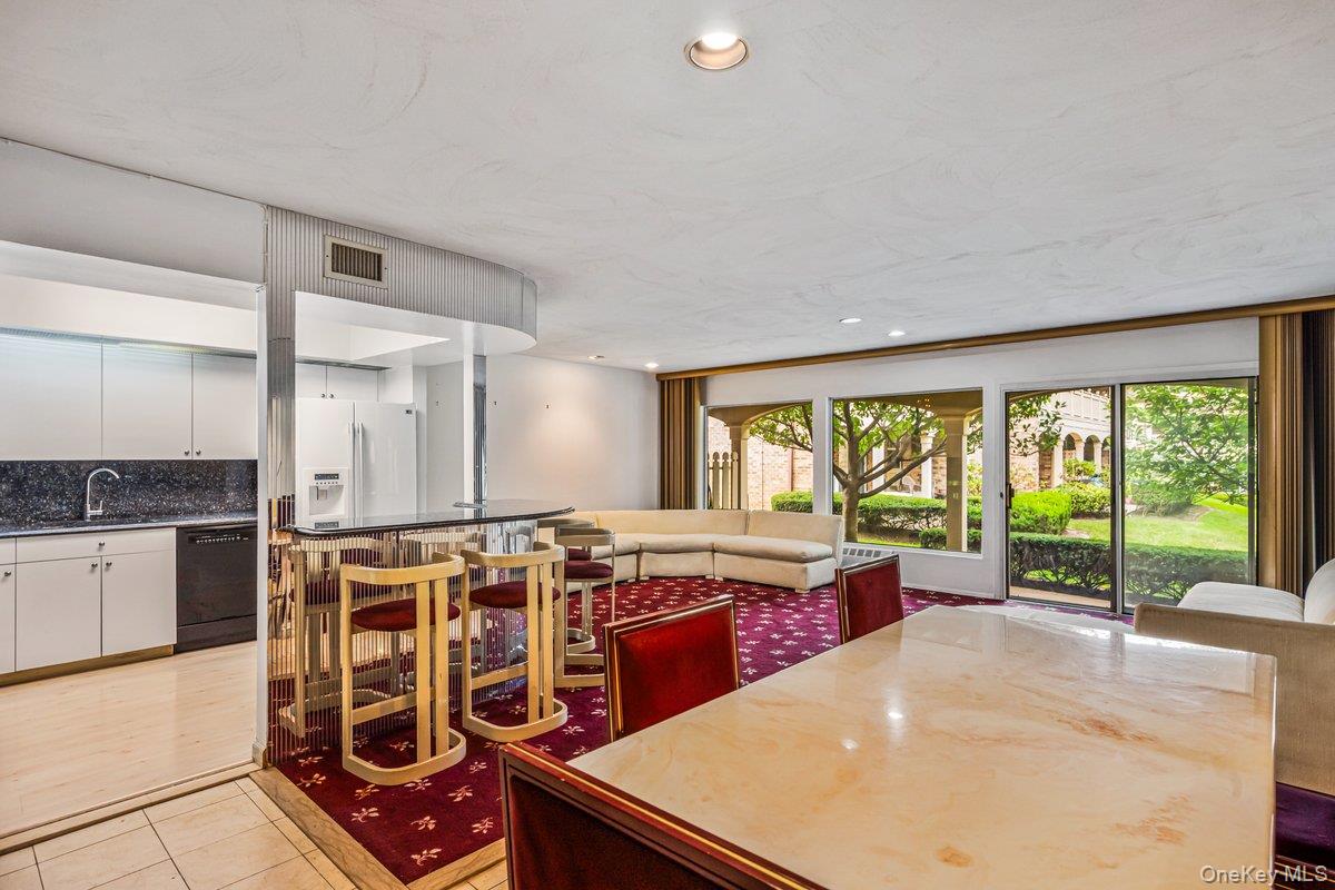 1301 Michael Court 1623 Property Photo 6