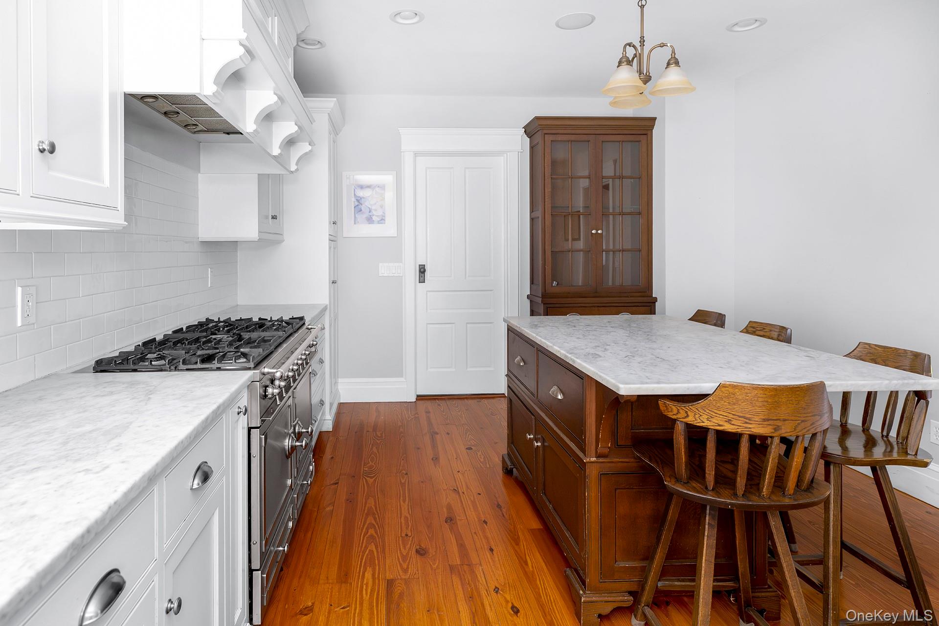74 South Street Property Photo 12