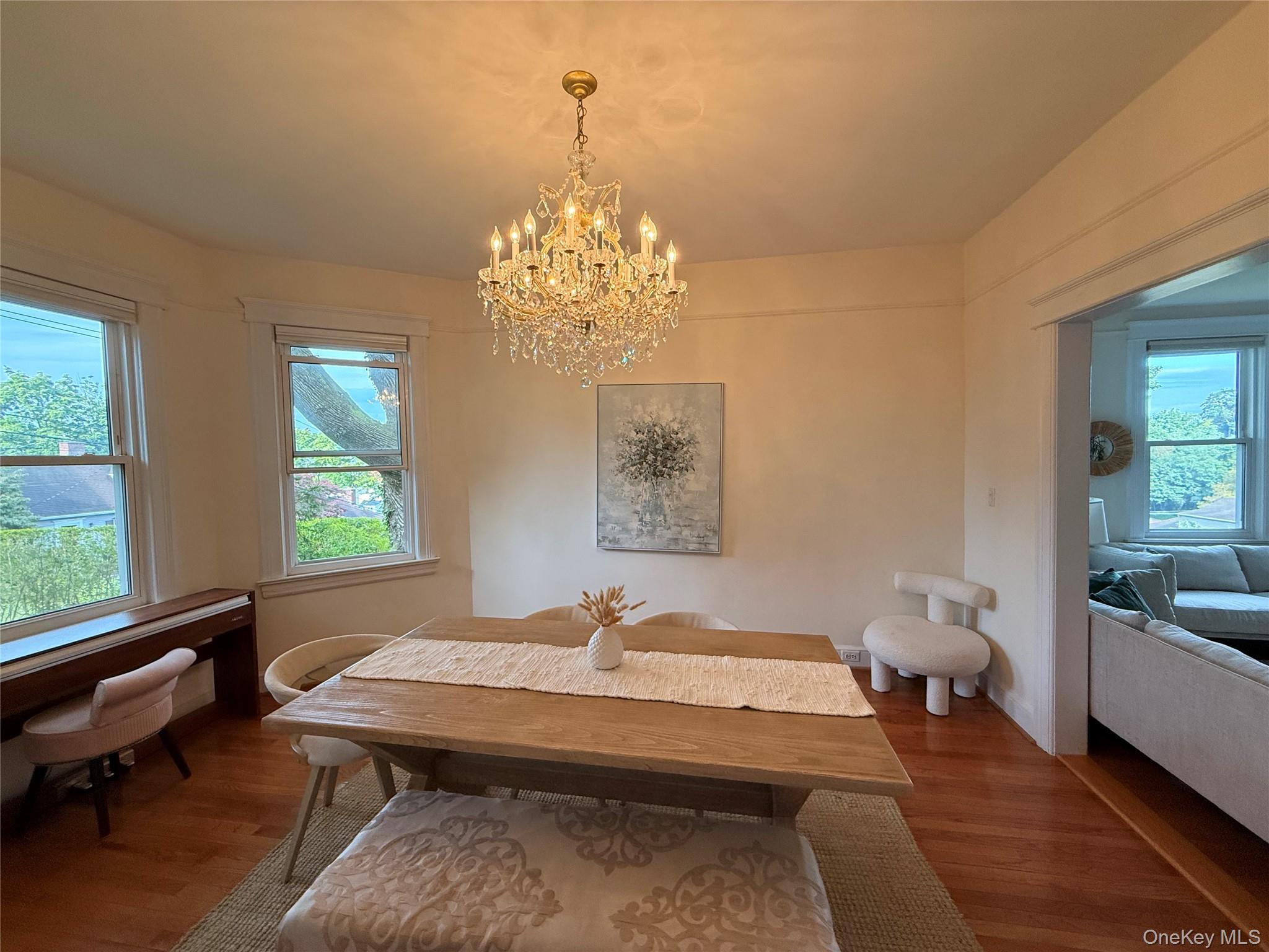 179 Woodruff Avenue Property Photo 6