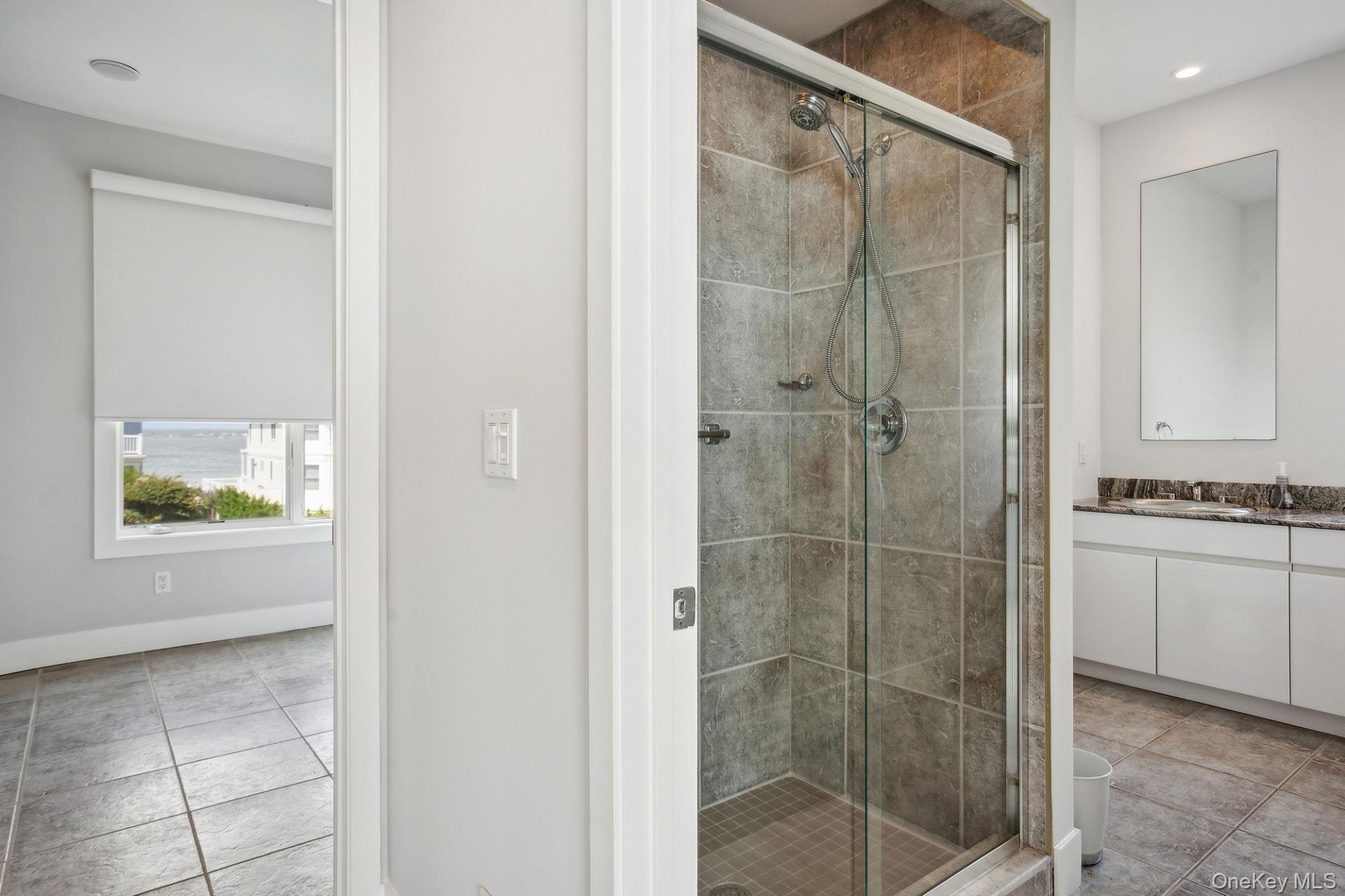 681 Dune Road Property Photo 12