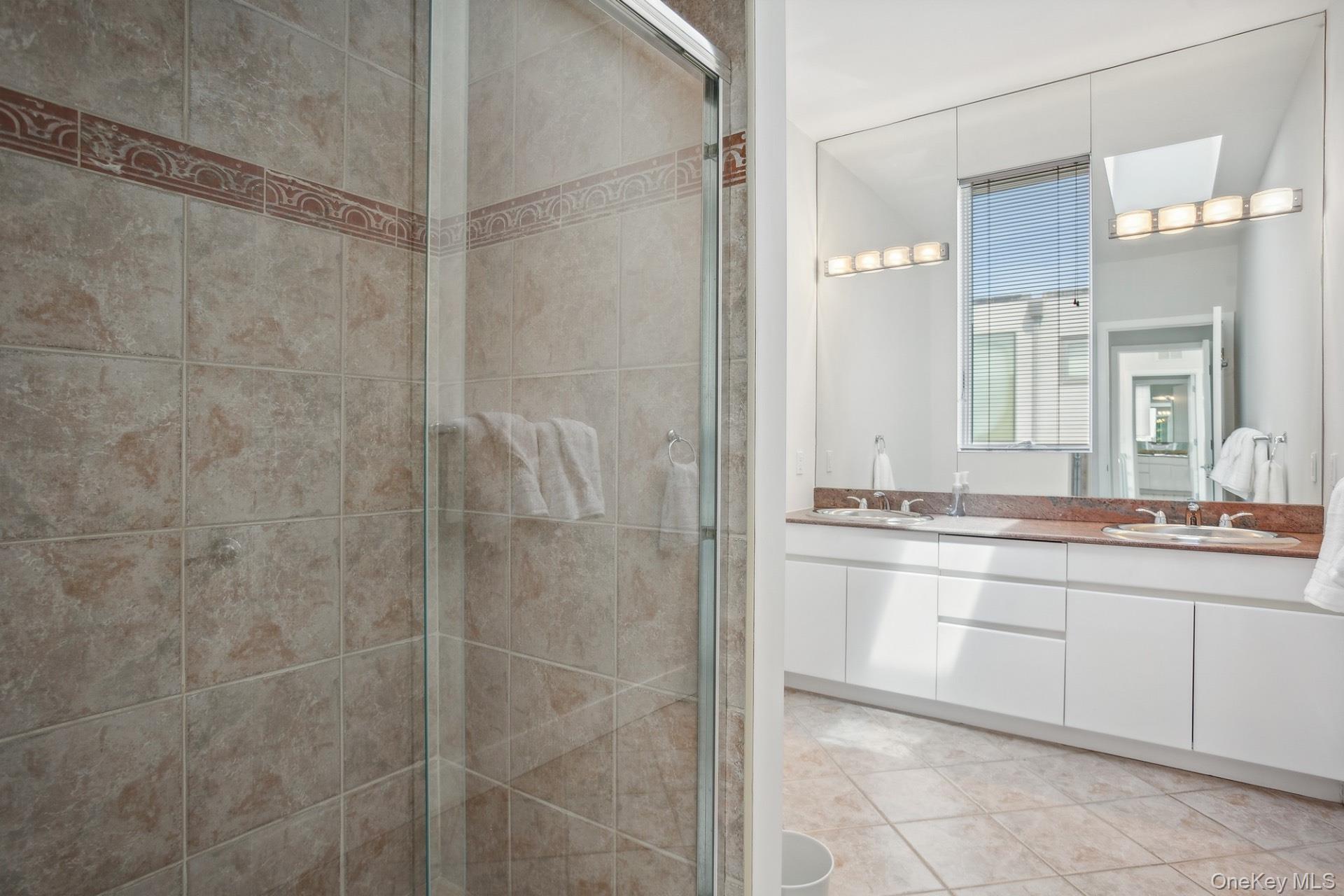681 Dune Road Property Photo 17