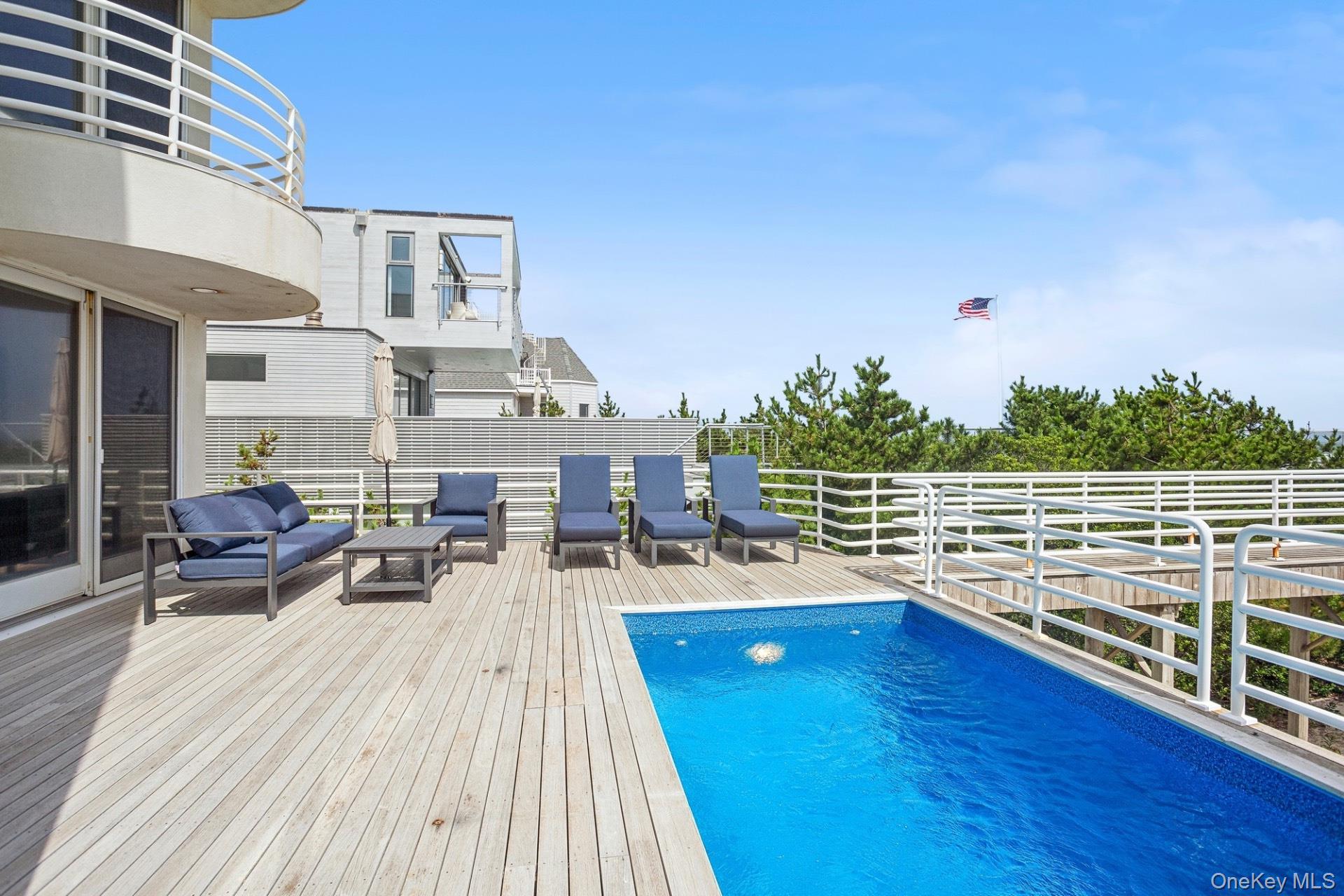 681 Dune Road Property Photo 21