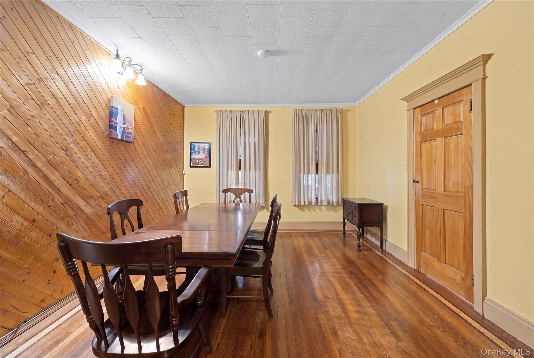 71-15 68th Street Property Photo 5