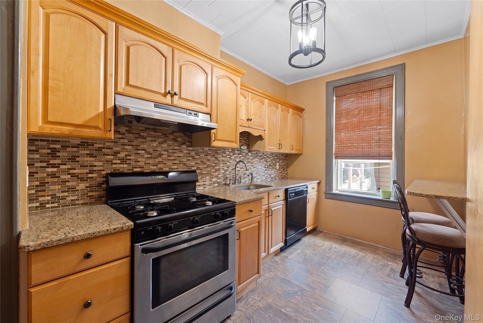 71-15 68th Street Property Photo 10