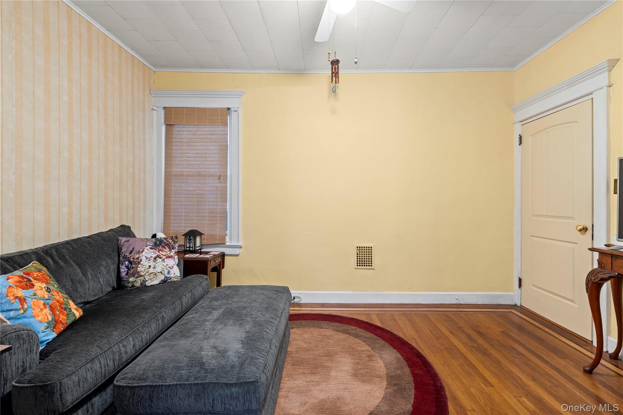 71-15 68th Street Property Photo 16