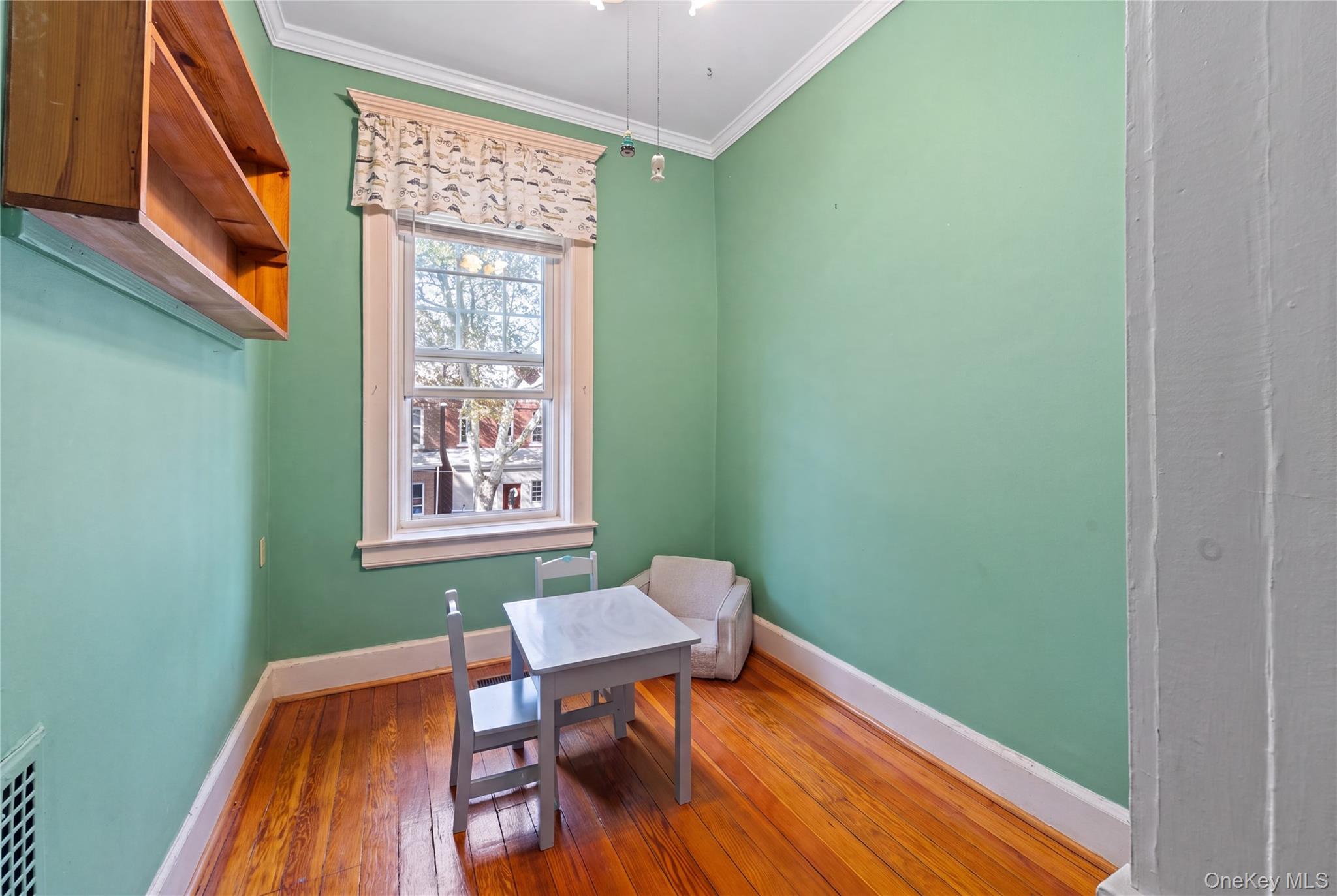 71-15 68th Street Property Photo 25