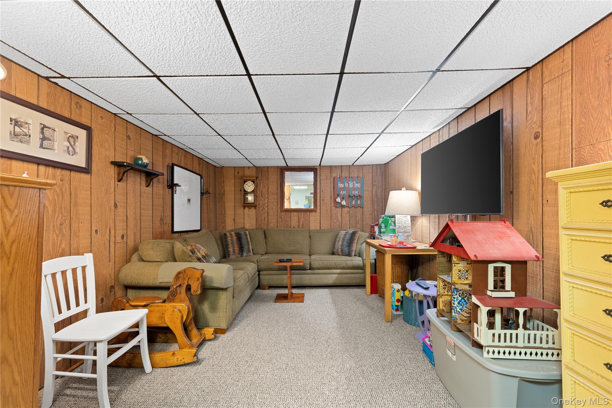 71-15 68th Street Property Photo 36