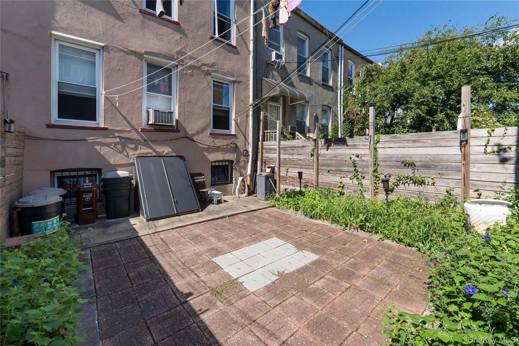 71-15 68th Street Property Photo 44