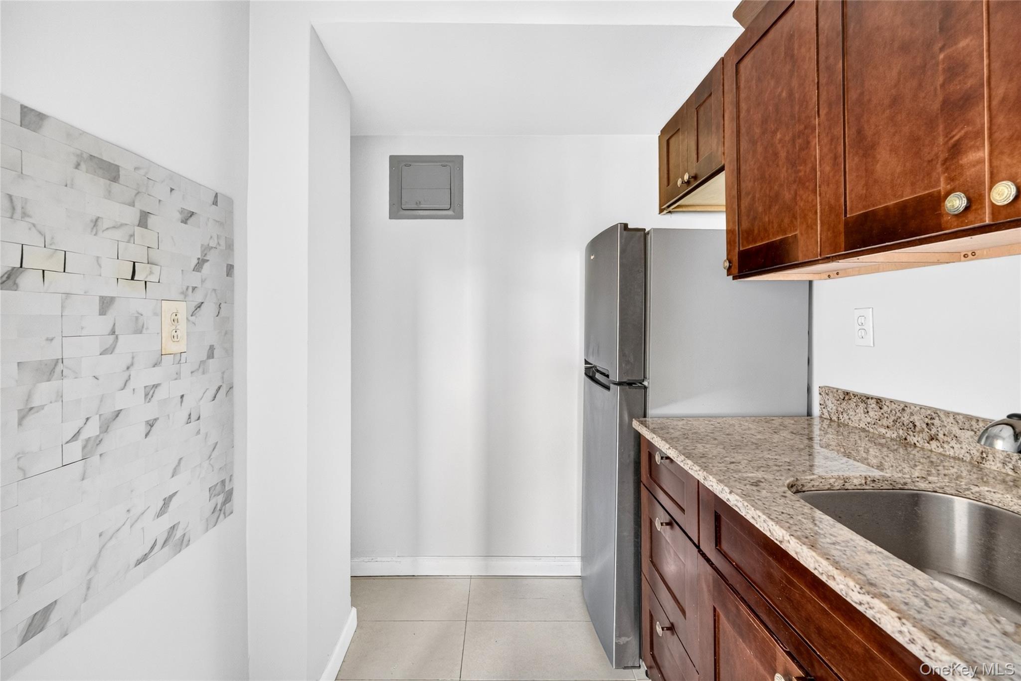 30 E Hartsdale Avenue 3l Property Photo 19