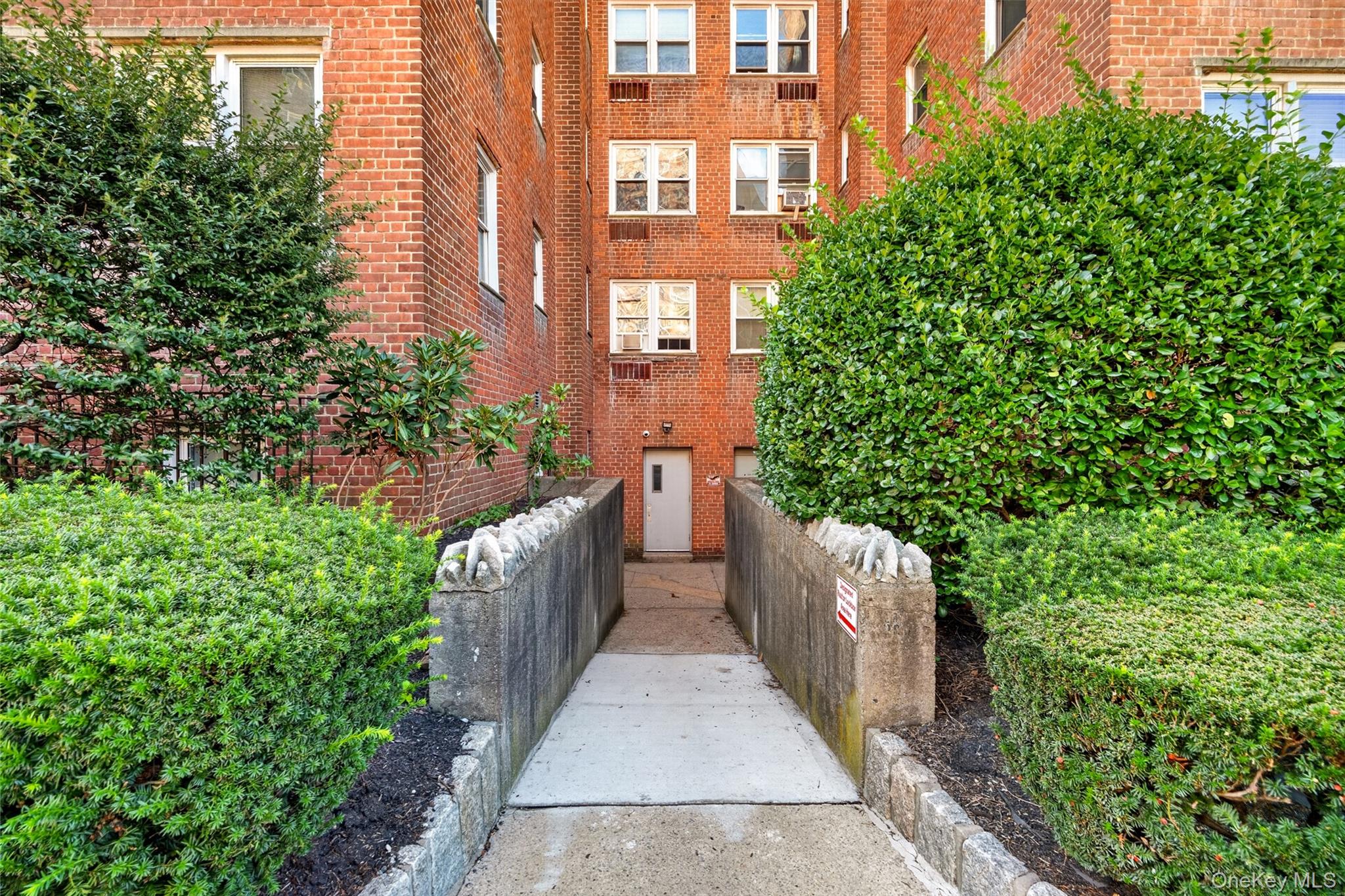 30 E Hartsdale Avenue 3l Property Photo 37