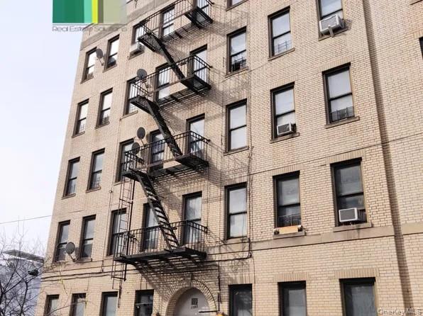 1103 Franklin Avenue 12A Property Photo 1