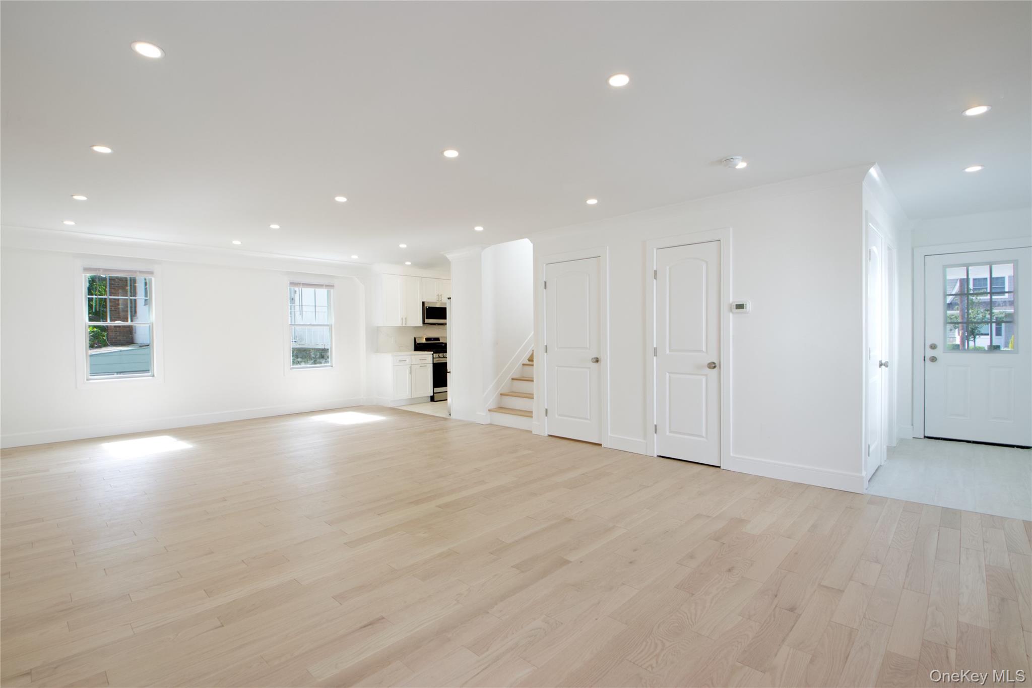 48 N Linwood B Property Photo 6