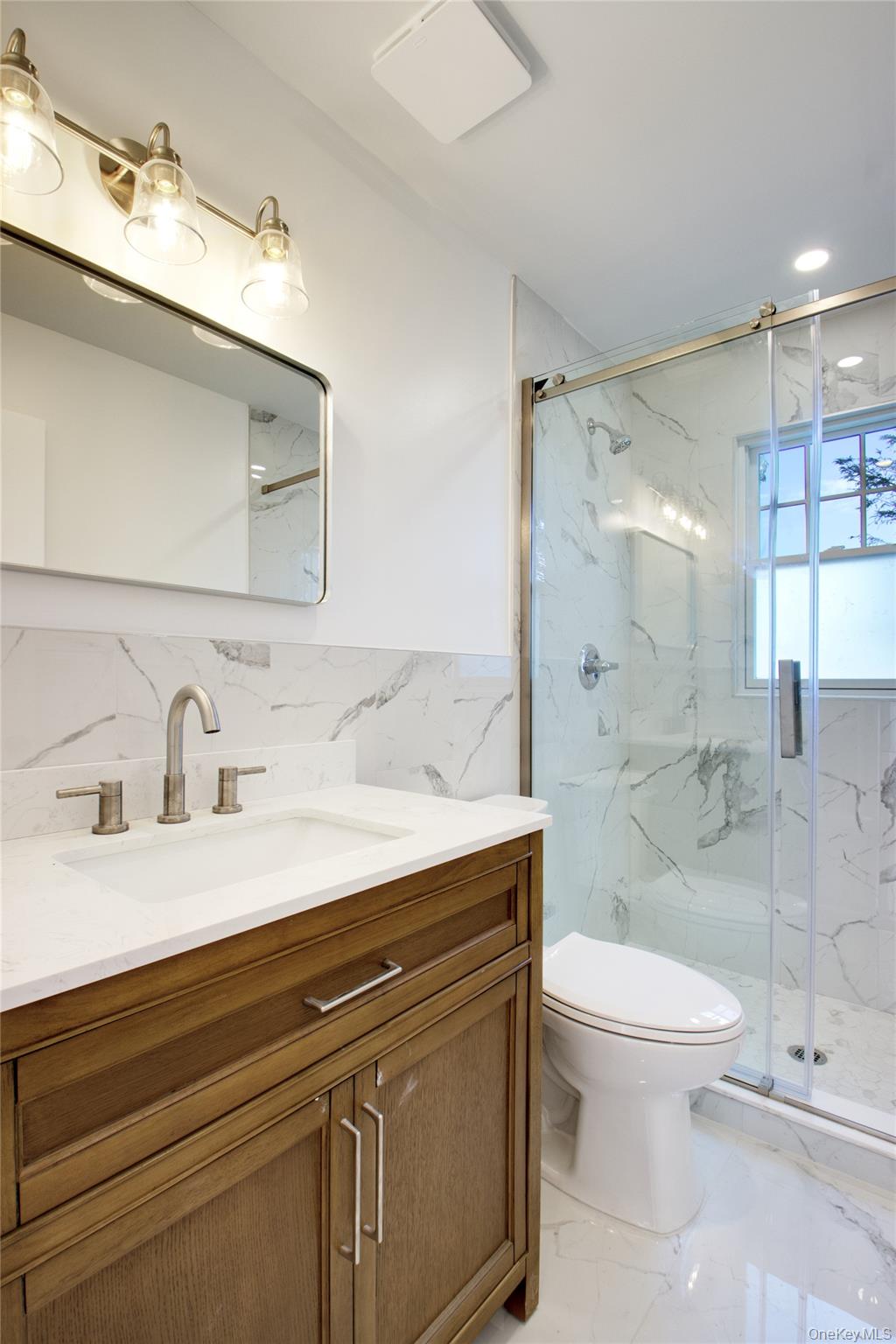 48 N Linwood B Property Photo 14