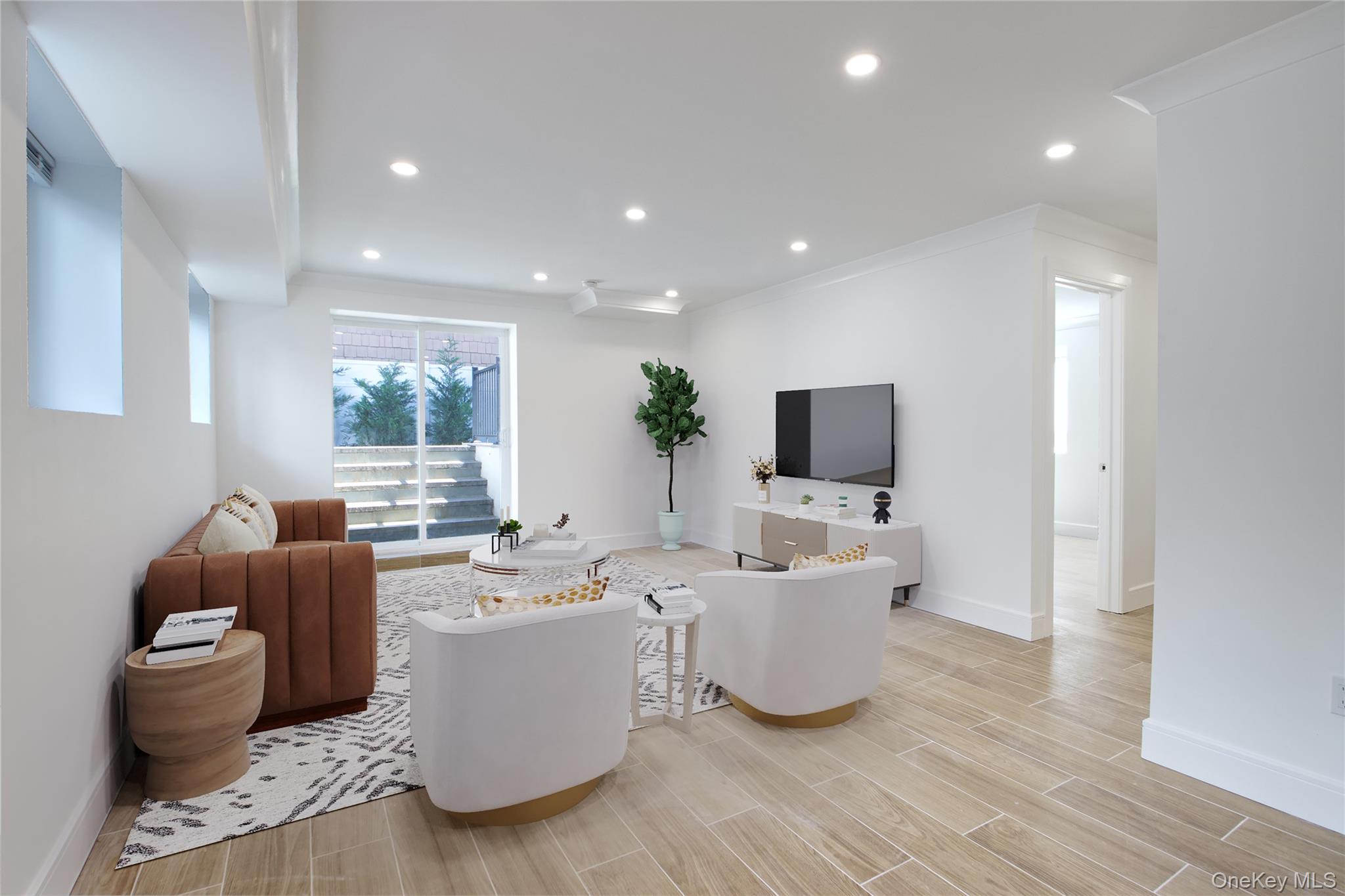 48 N Linwood B Property Photo 16