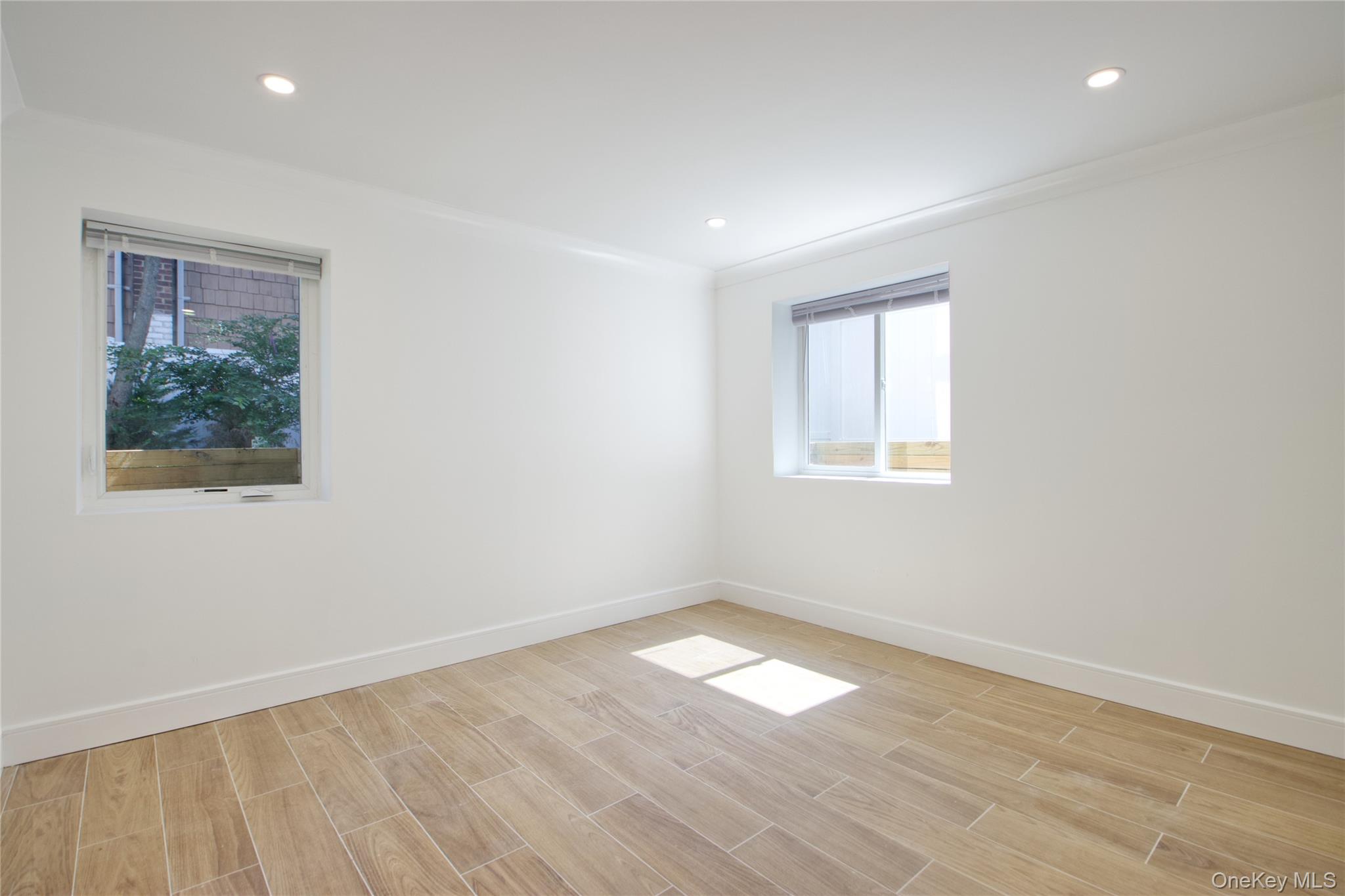 48 N Linwood B Property Photo 19