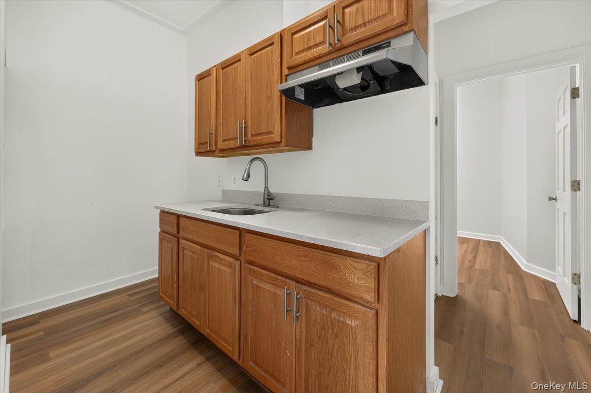 458 Drew Property Photo 4