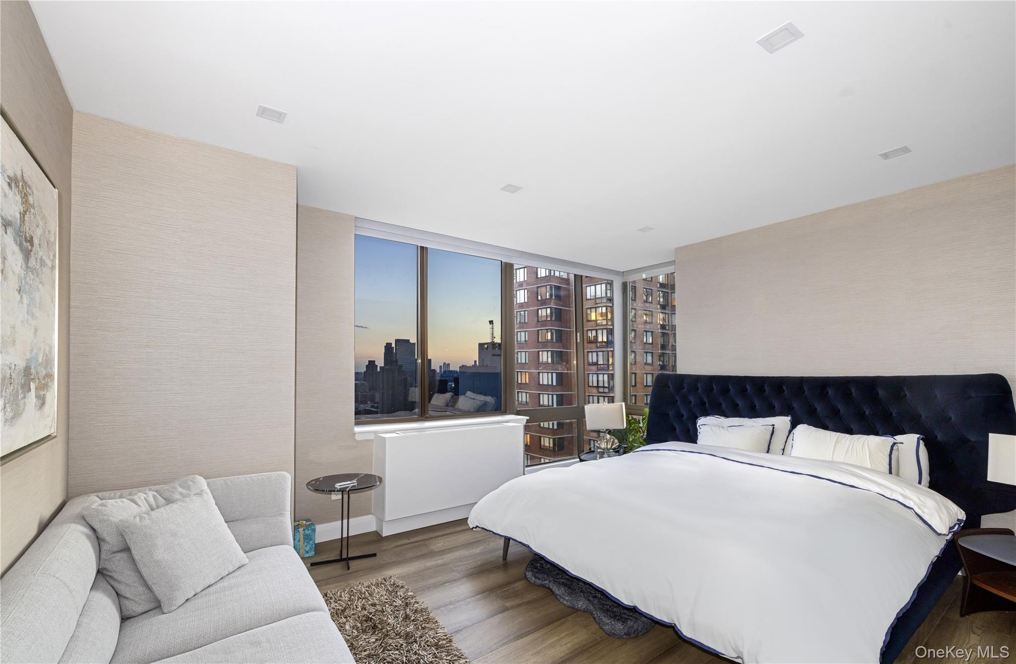 2 Columbus Avenue 29c Property Photo 8