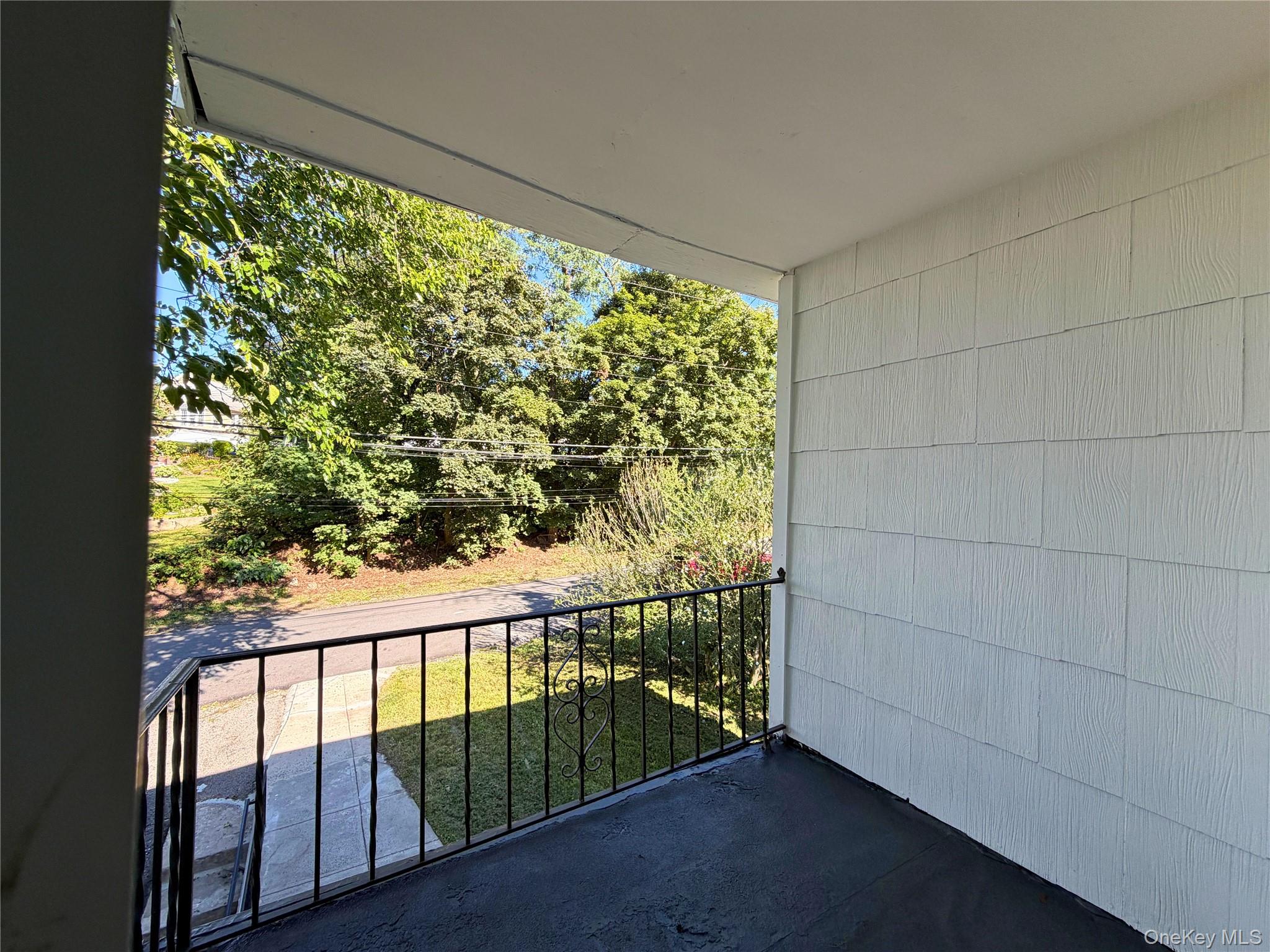13 Woodrow Avenue 2 Property Photo 3