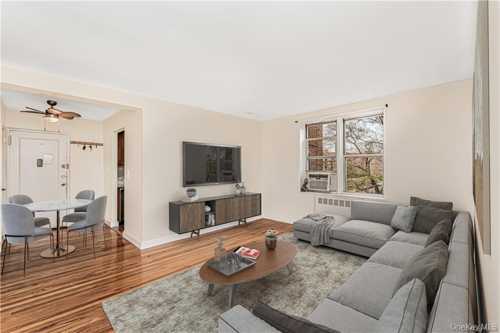 5610 Netherland Avenue 5g Property Photo 1
