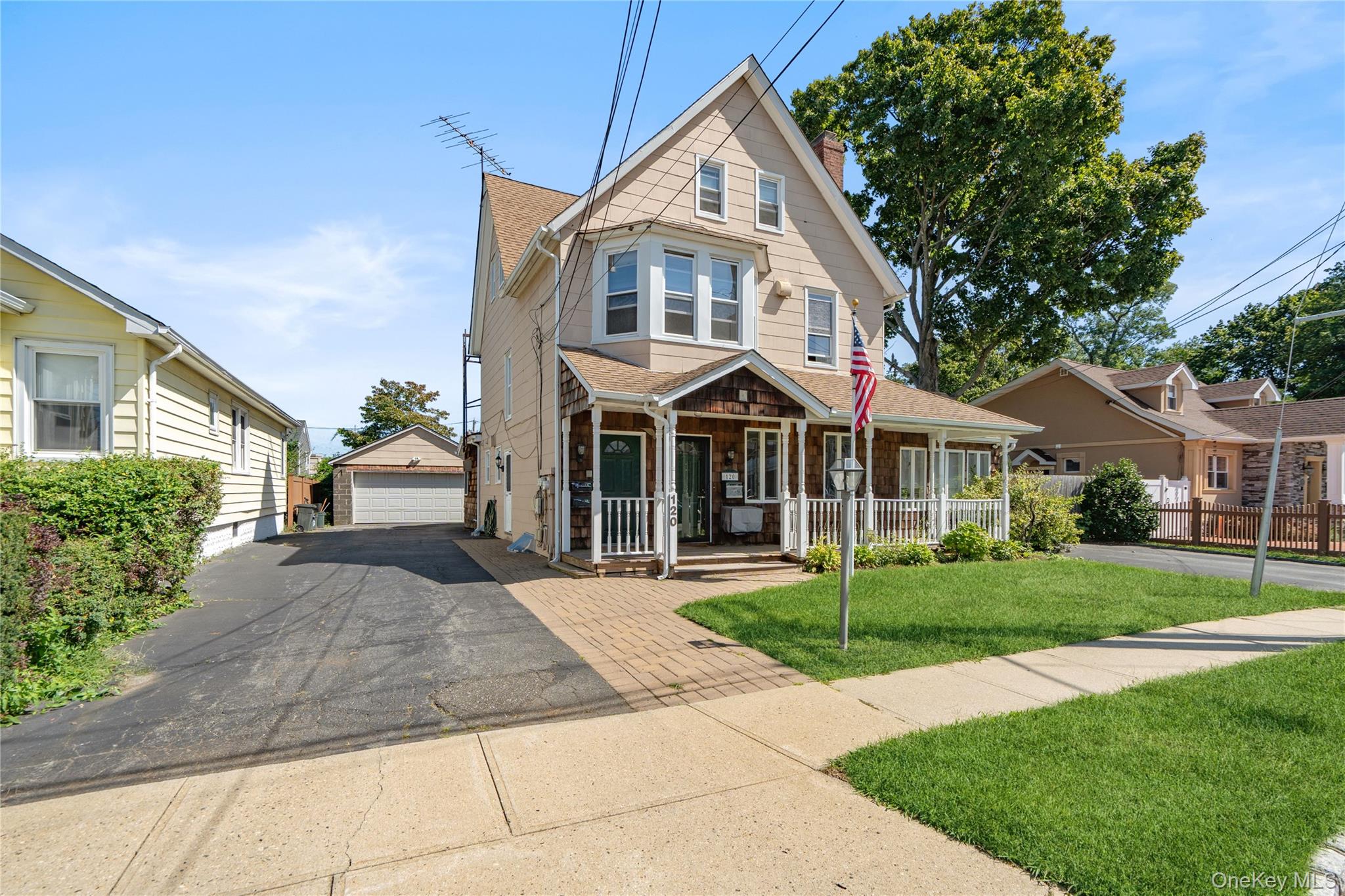 120 S High Street Property Photo 2