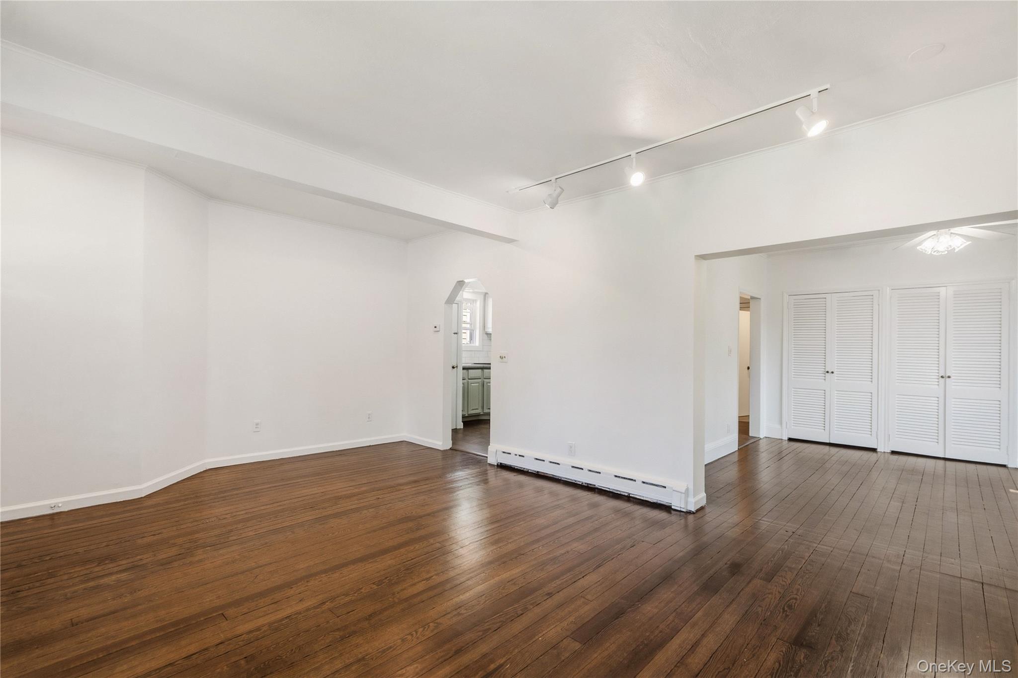 120 S High Street Property Photo 9