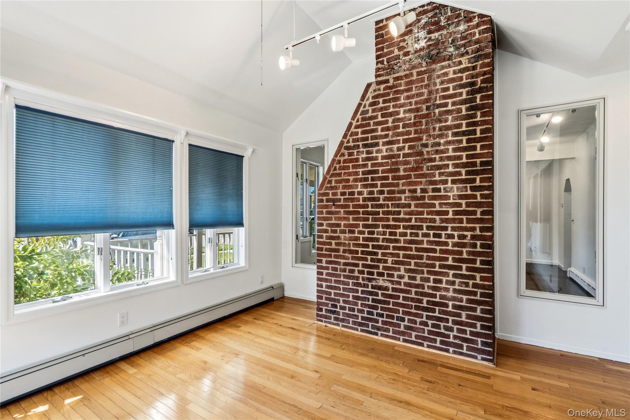 120 S High Street Property Photo 14