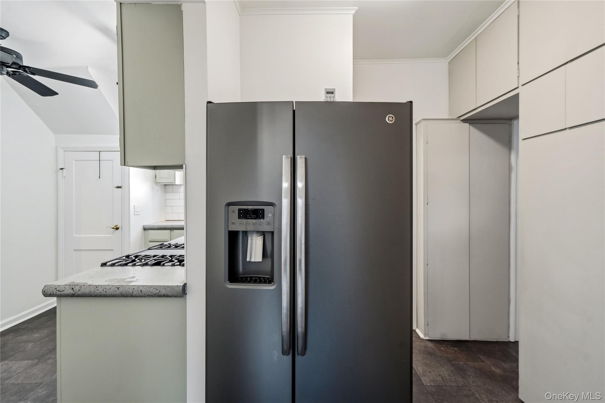 120 S High Street Property Photo 22
