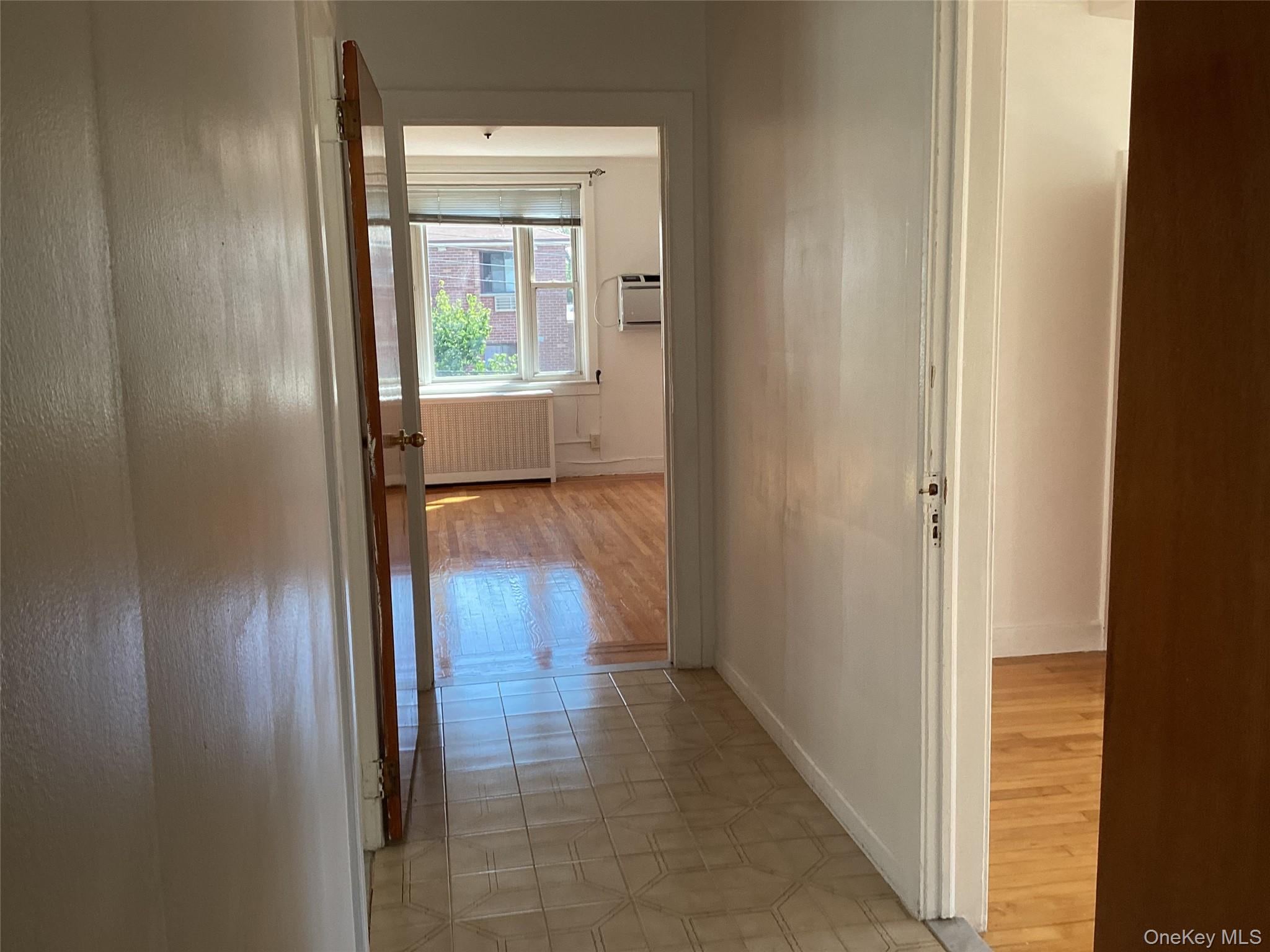 6125 185th Street Property Photo 3