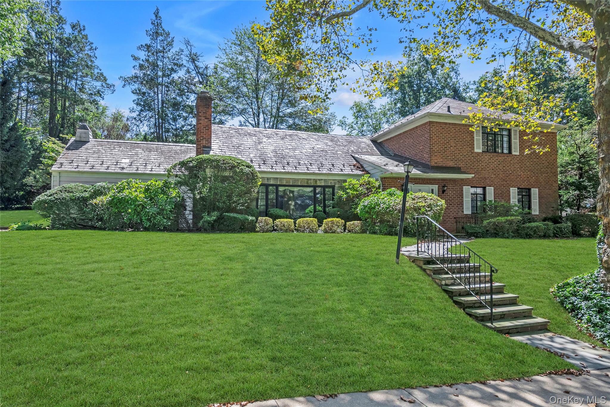 238 Clent Road Property Photo 1