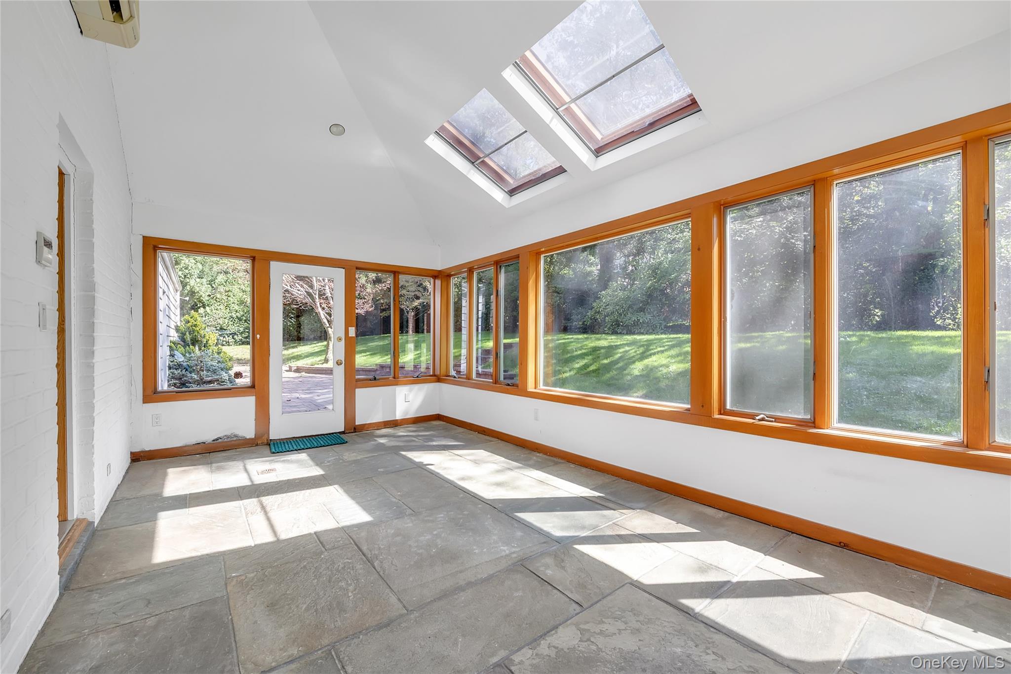 238 Clent Road Property Photo 17