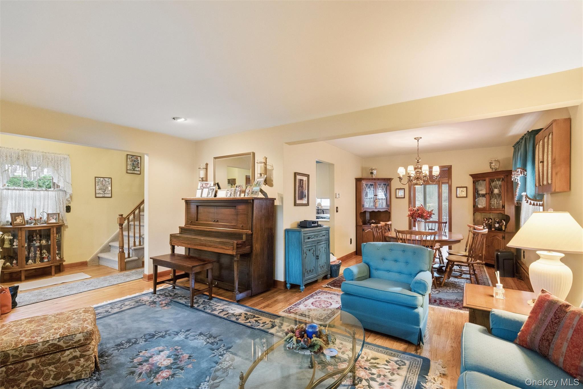 9 Monroe Street Property Photo 4