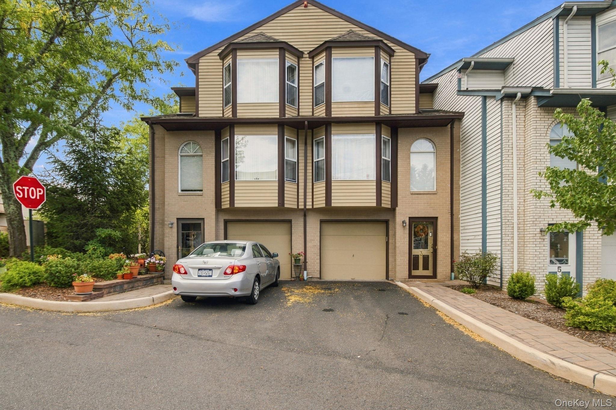 3 Nottingham Court Property Photo 1