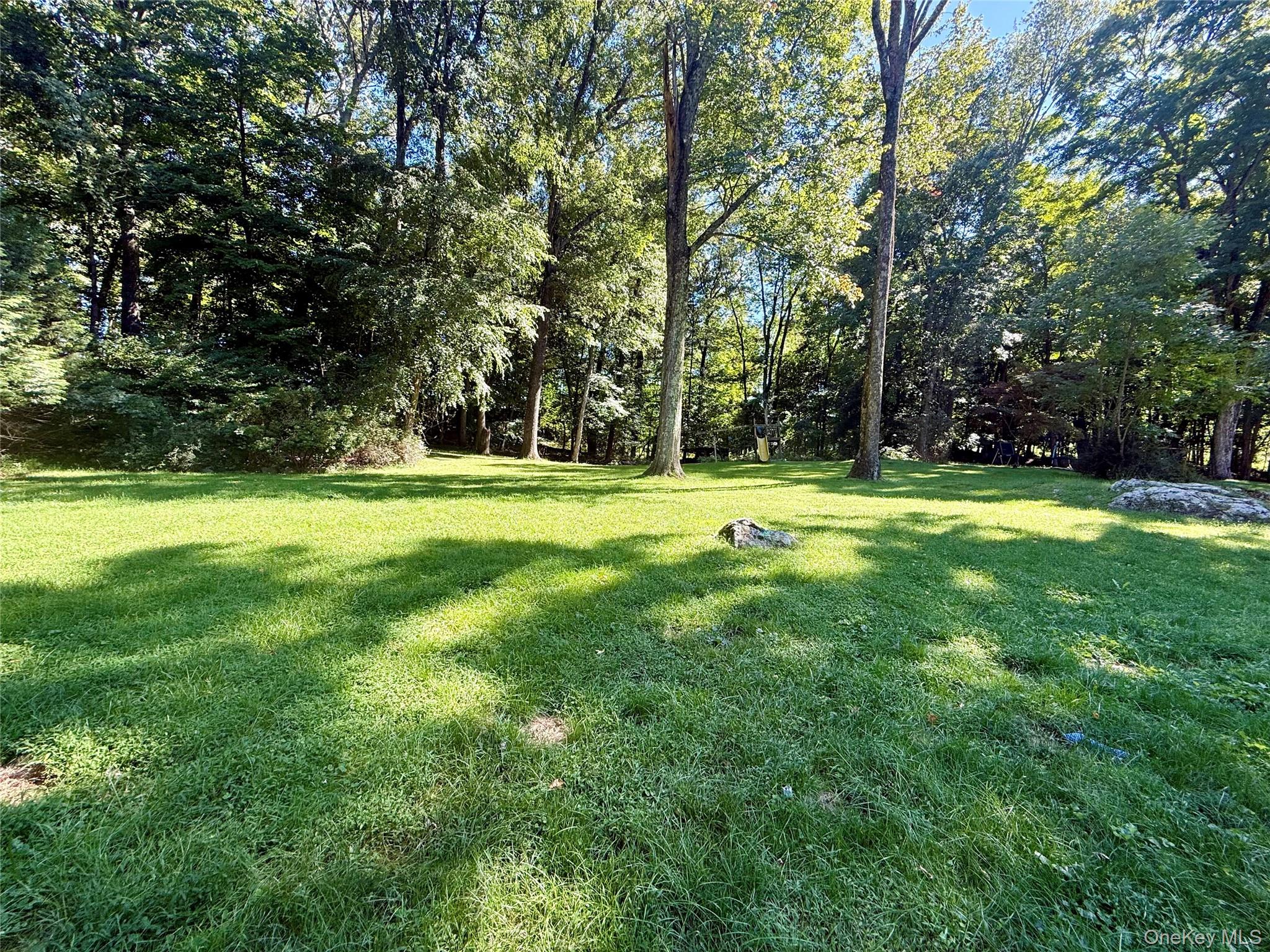 23 Cliffside Lane Property Photo 3