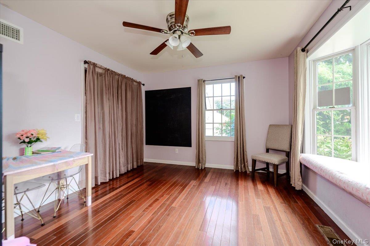 24 William Avenue Property Photo 8