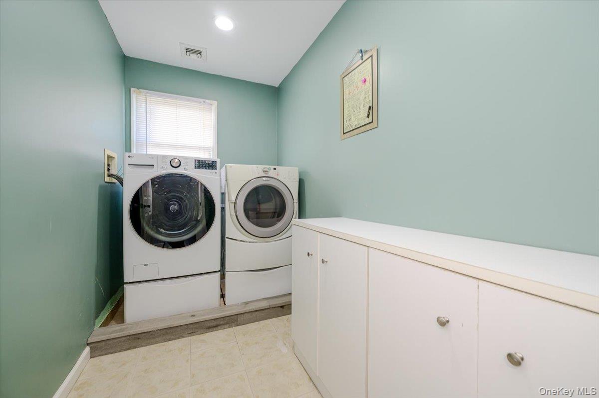 24 William Avenue Property Photo 22