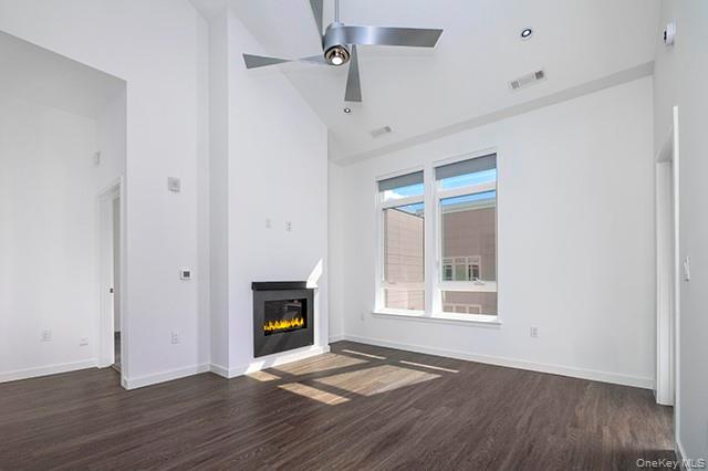 119 Searing Avenue S121 Property Photo 4