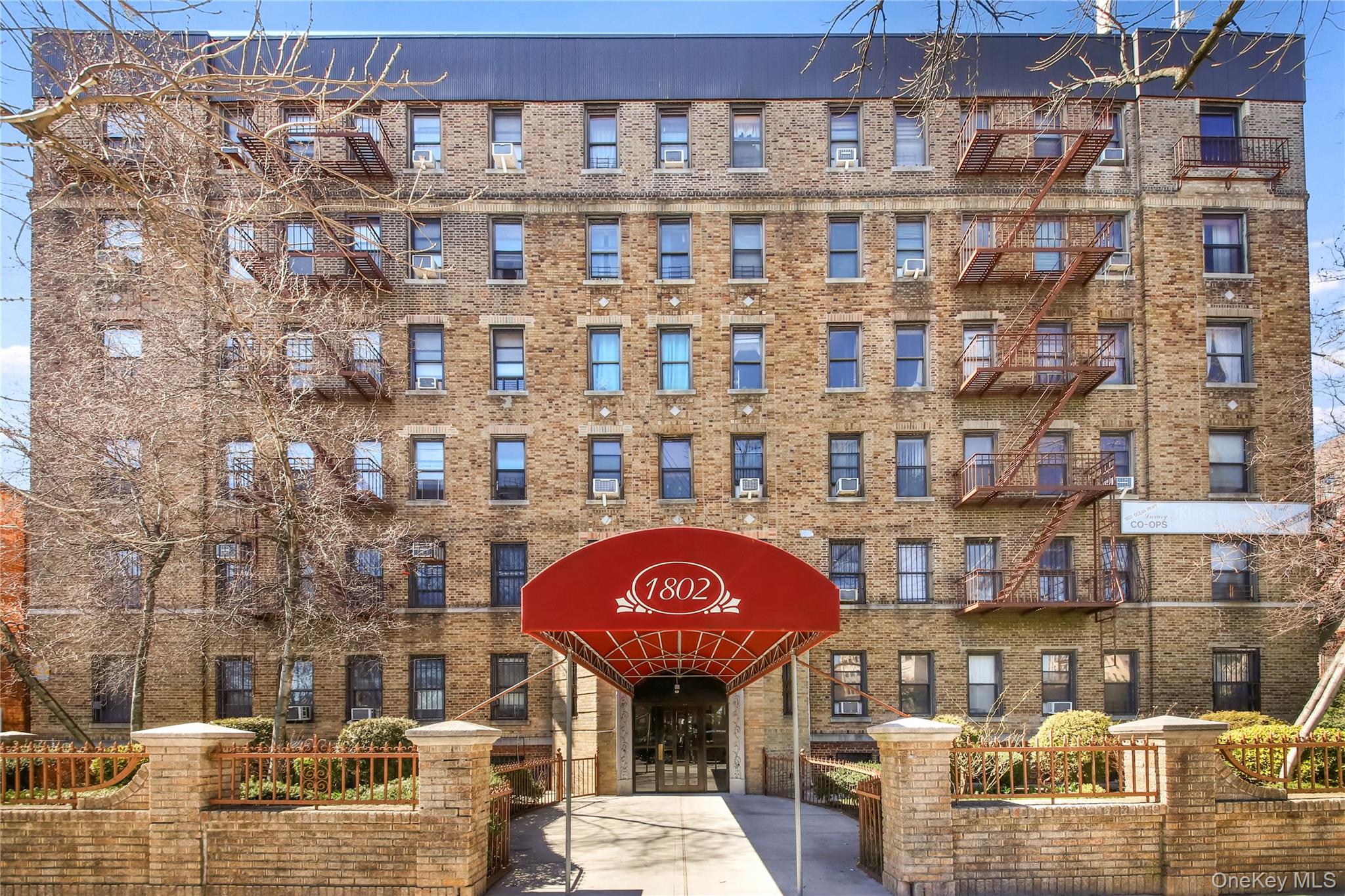 1802 Ocean Parkway D18 Property Photo 6