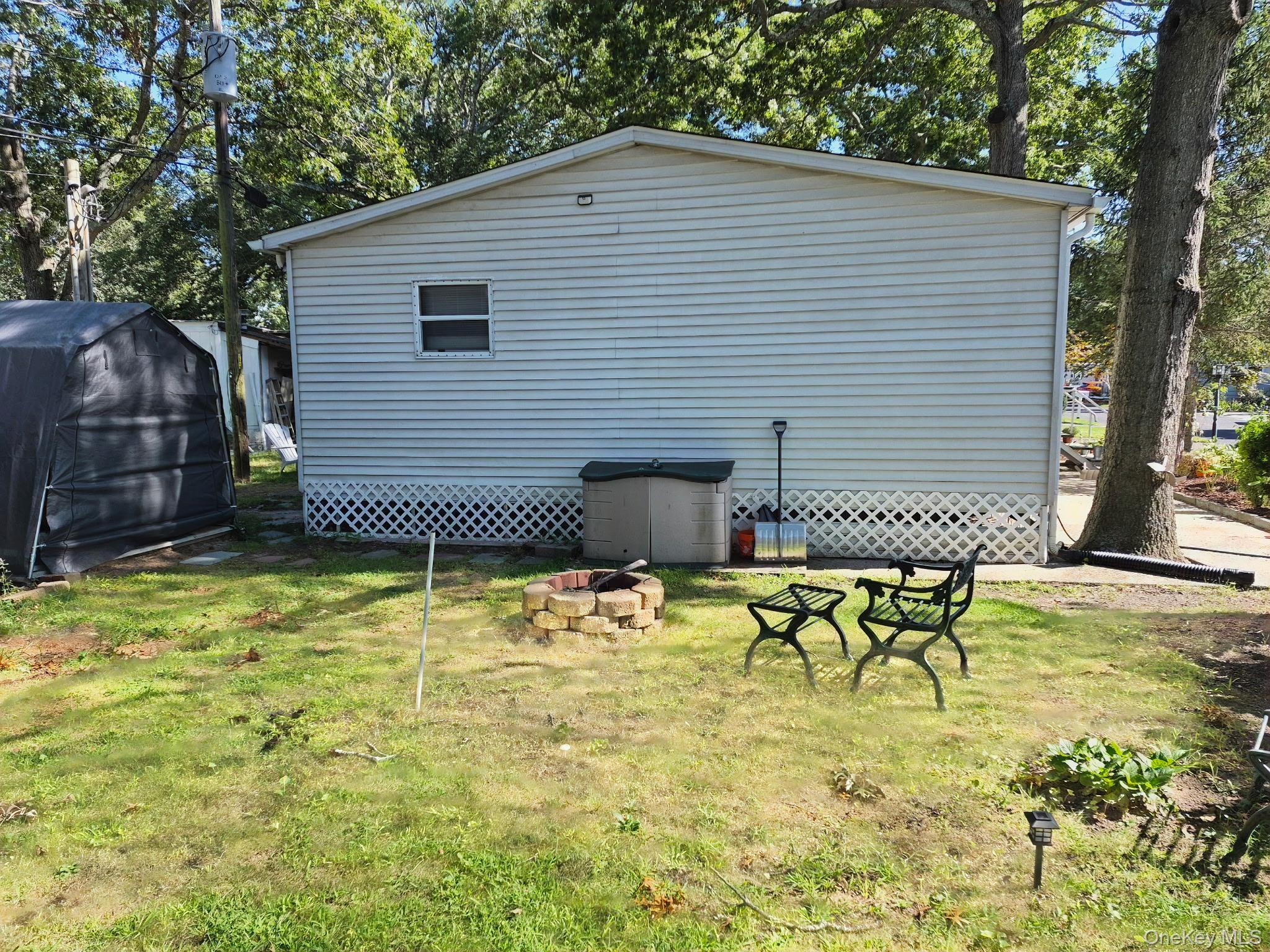37-28 Hubbard Avenue Property Photo 27